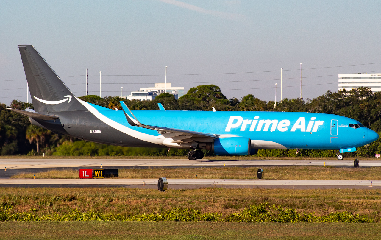 Full size: Prime Air 737-800(BCF) N8011A at Tampa International Airport