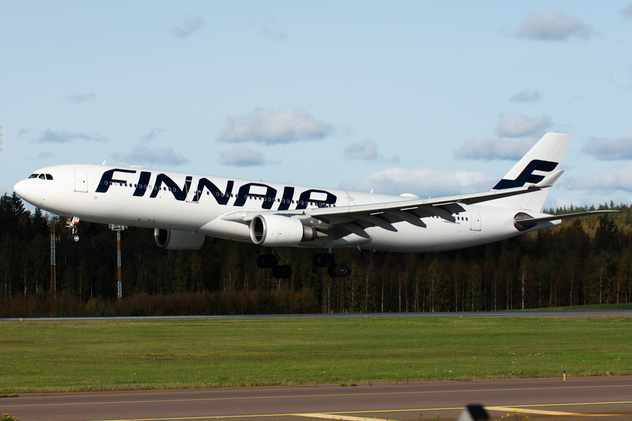 Full size: Finnair Airbus A330-300 OH-LTT at Helsinki Vantaa Airport
