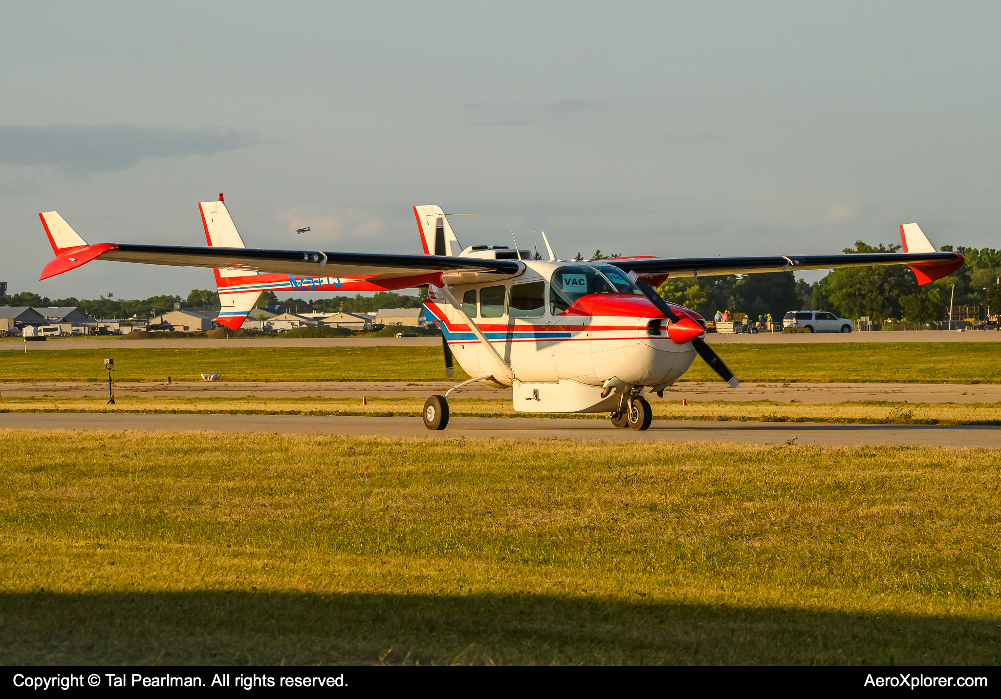 Full size: PRIVATE Cessna 336/337 Skymaster N2577S at Wittman Regional Airport