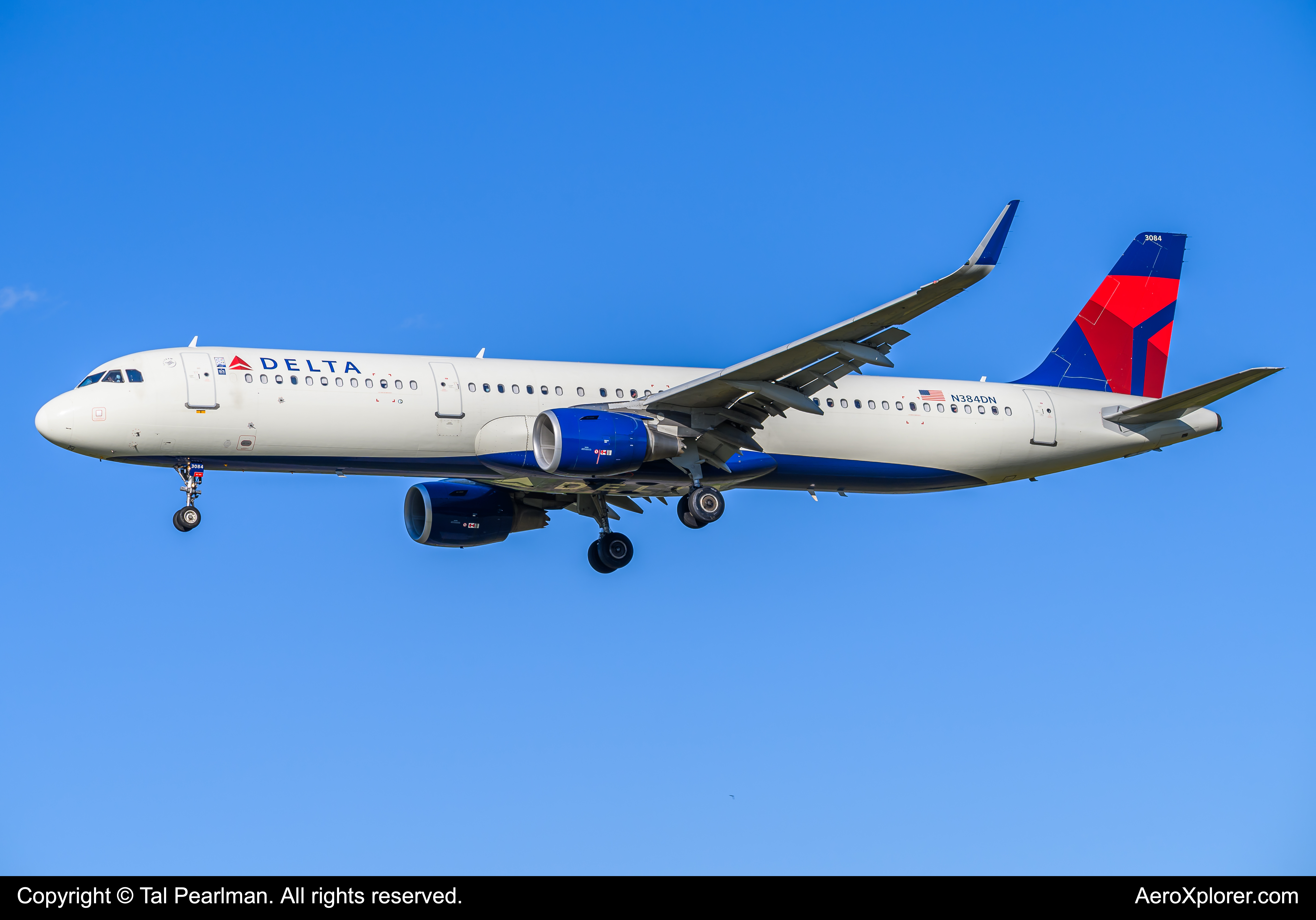 Full size: Delta Airlines Airbus A321-200 N384DN at Baltimore/Washington International Thurgood Marshall Airport