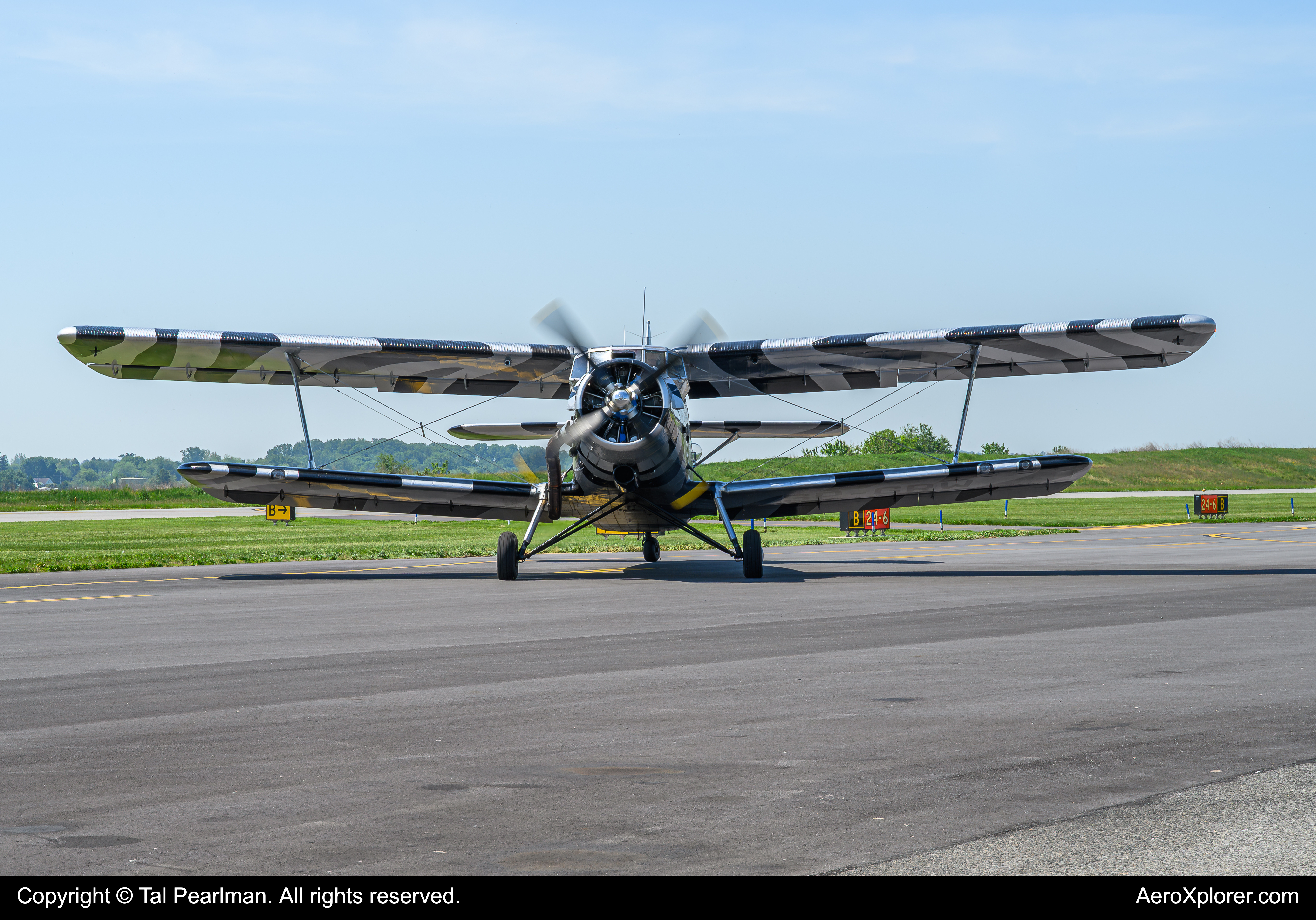 Full size: PRIVATE Antonov AN-2 N882EZ at New Garden Airport