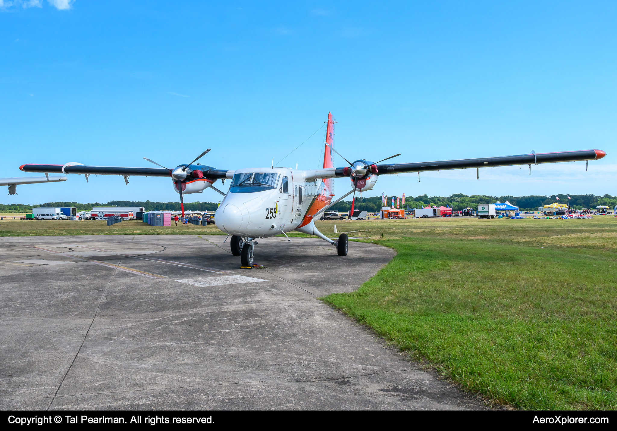 Full size: USN - United States Navy De Havilland UV-18B  793255 at Patuxent River Naval Air Station