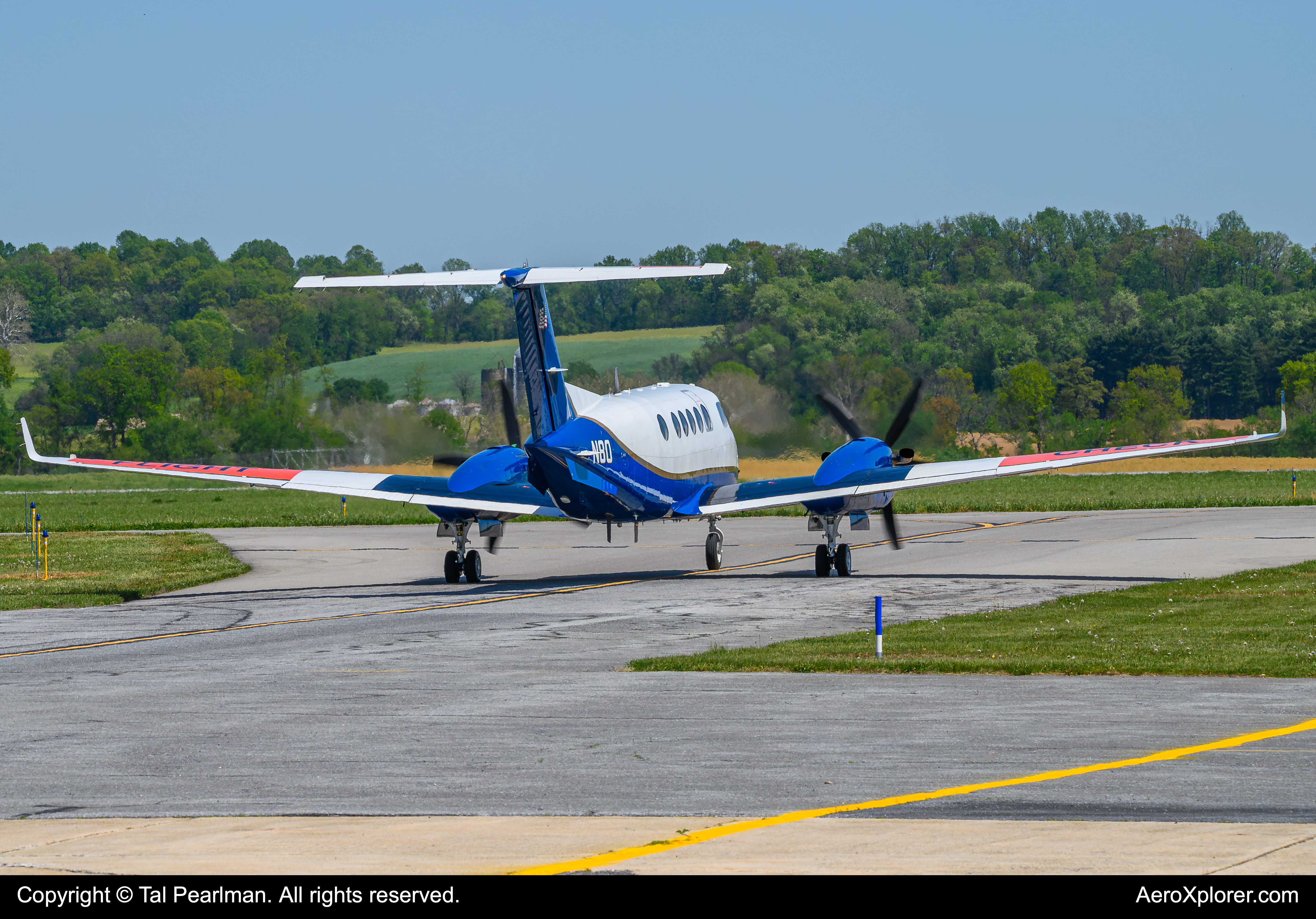 Full size: FAA Beechcraft King Air 350 N80 at Frederick Municipal Airport