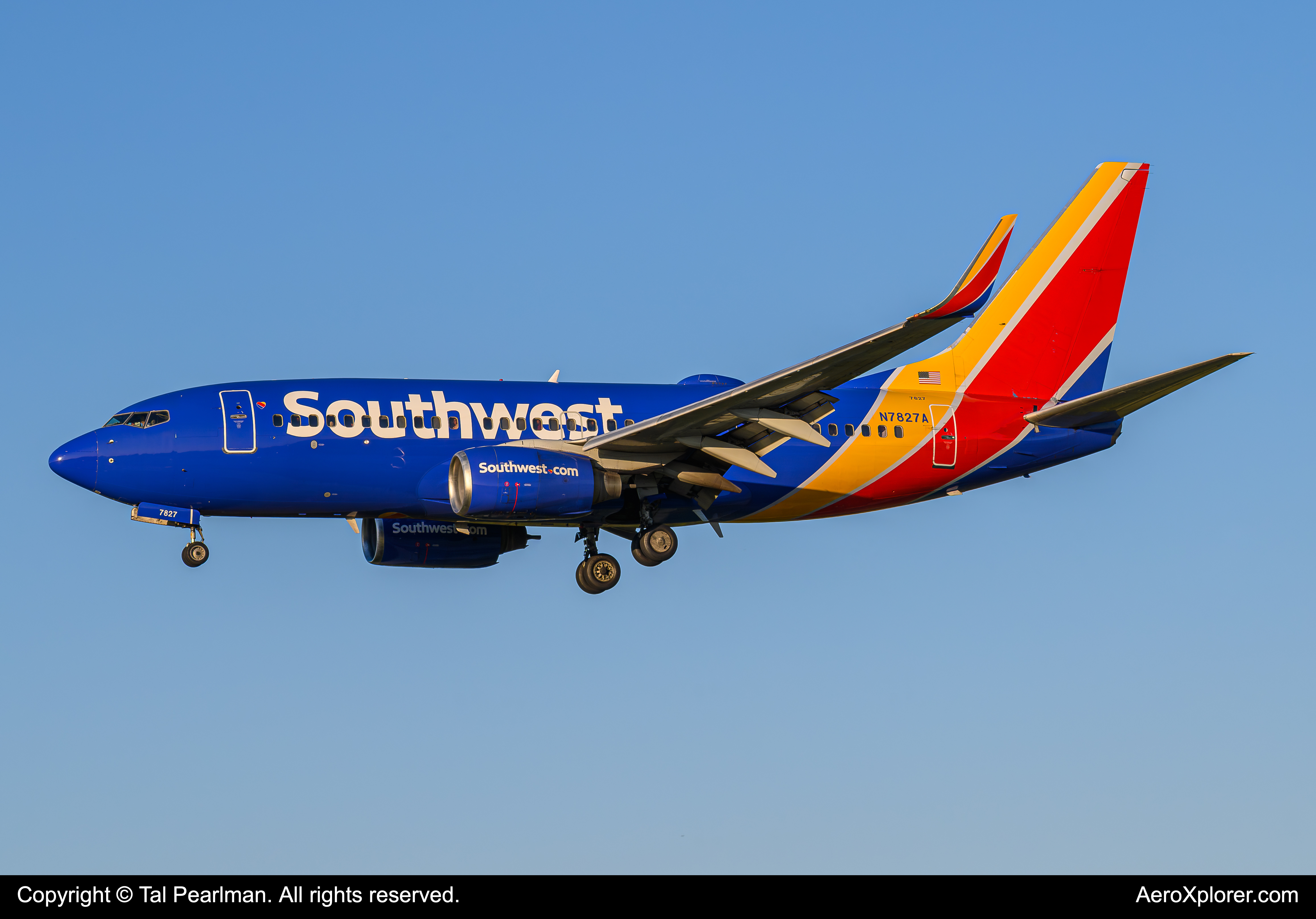 Full size: Southwest Airlines Boeing 737-700 N7827A at Baltimore/Washington International Thurgood Marshall Airport