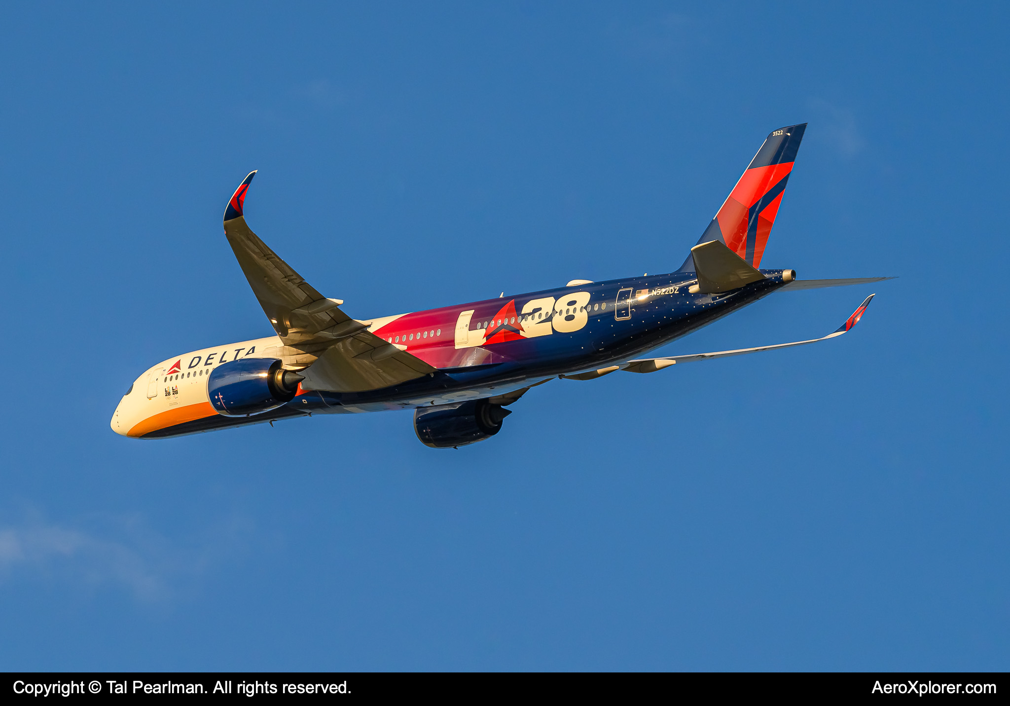 Full size: Delta Airlines Airbus A350-900 N522DZ at Wittman Regional Airport