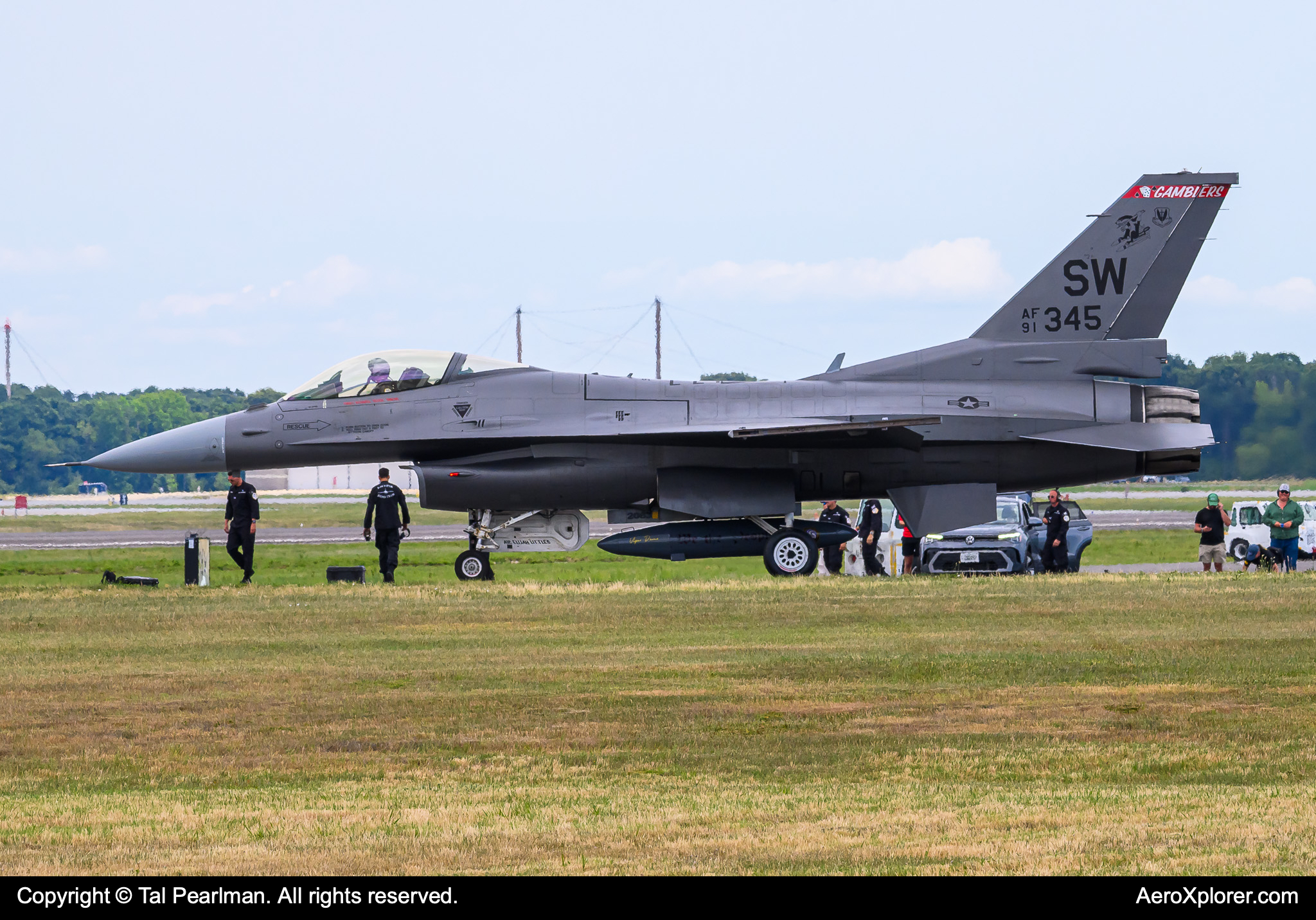 Full size: USAF - United States Air Force General Dynamics F-16 Fighting Falcon 91-0345 at Patuxent River Naval Air Station