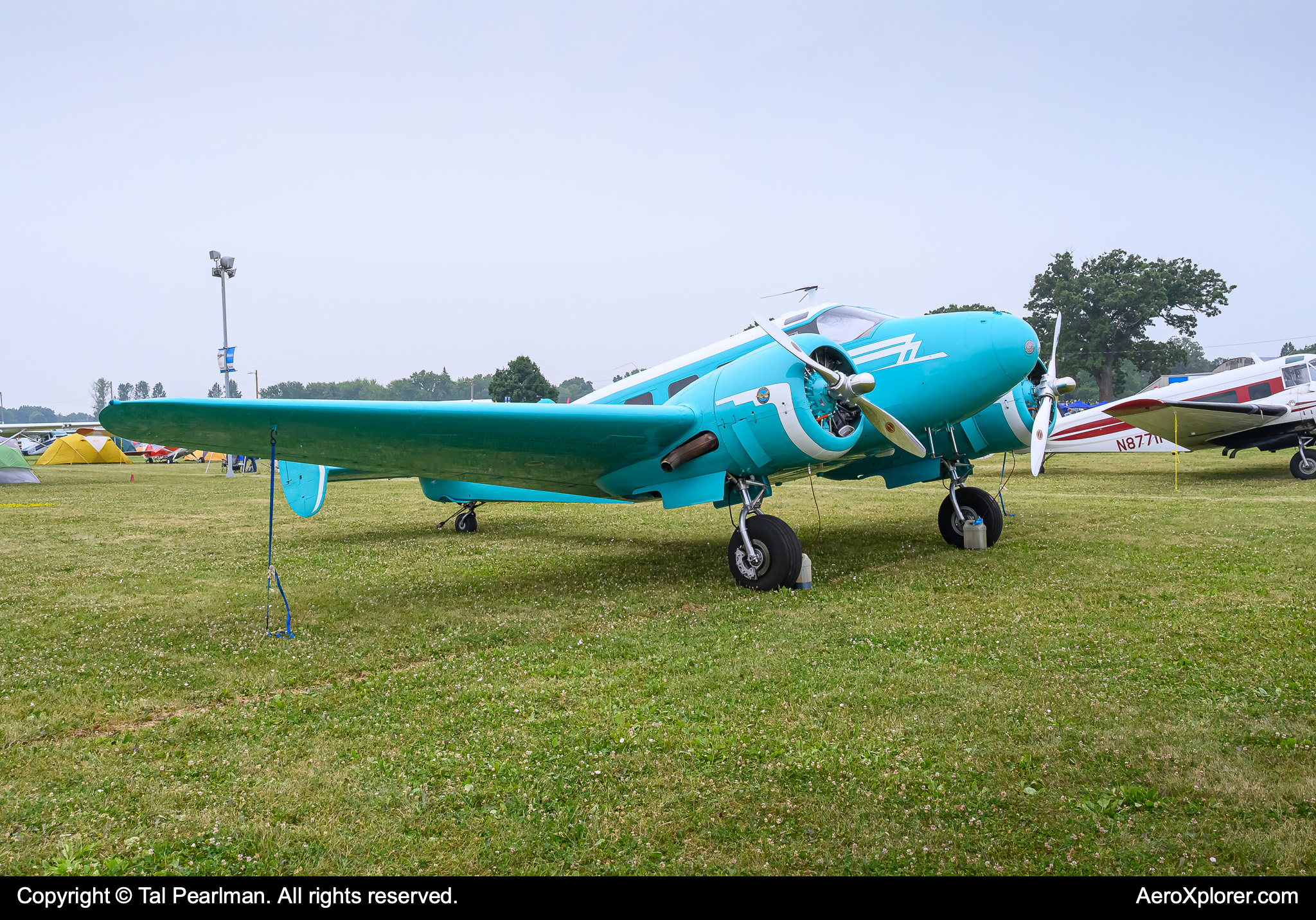 Full size: PRIVATE Beechcraft Model 18 N411J at Wittman Regional Airport