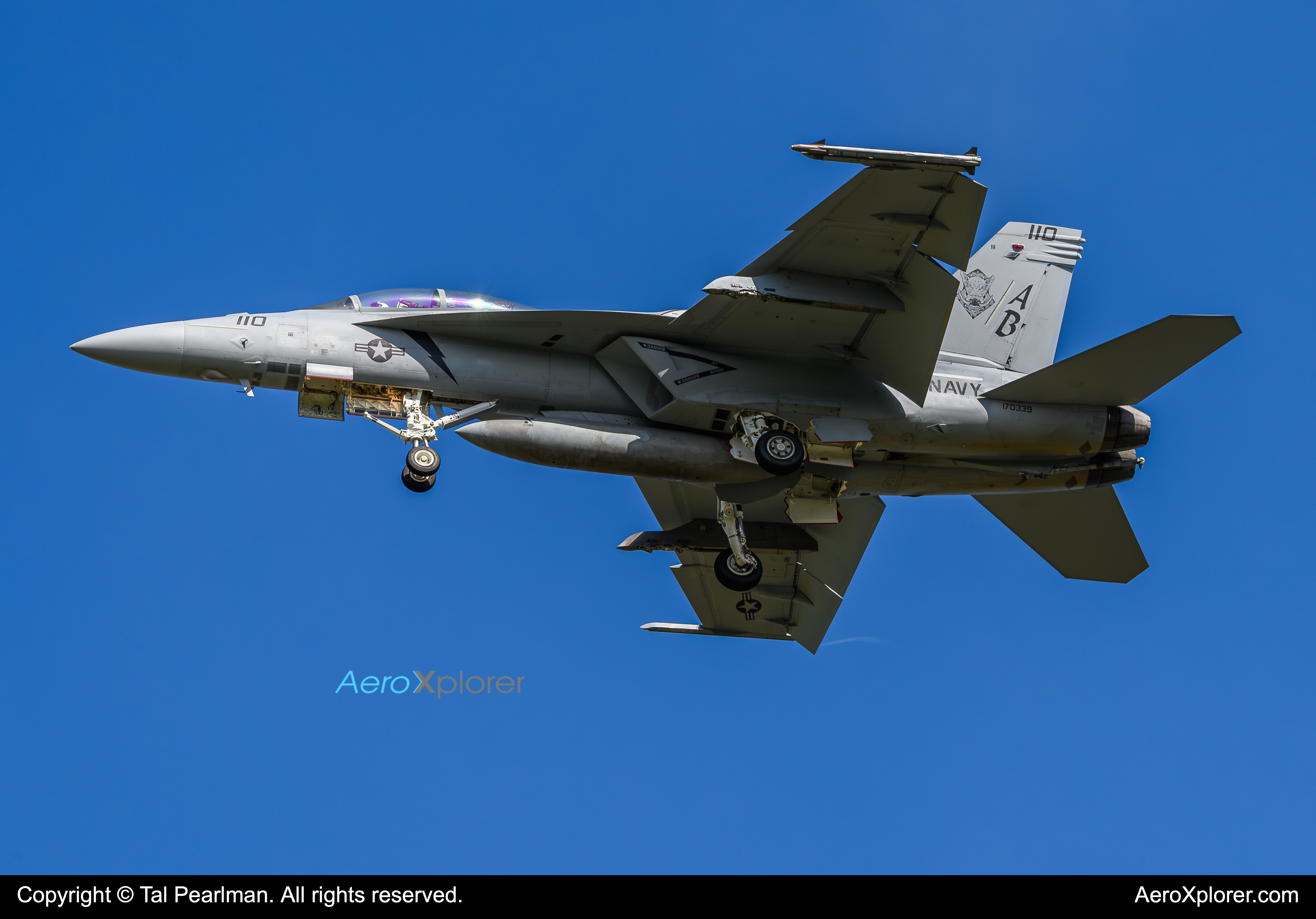 Full size: USN - United States Navy Boeing F/A-18E/F Super Hornet 17-0339 at Oceana Naval Air Station (Apollo Soucek Field)