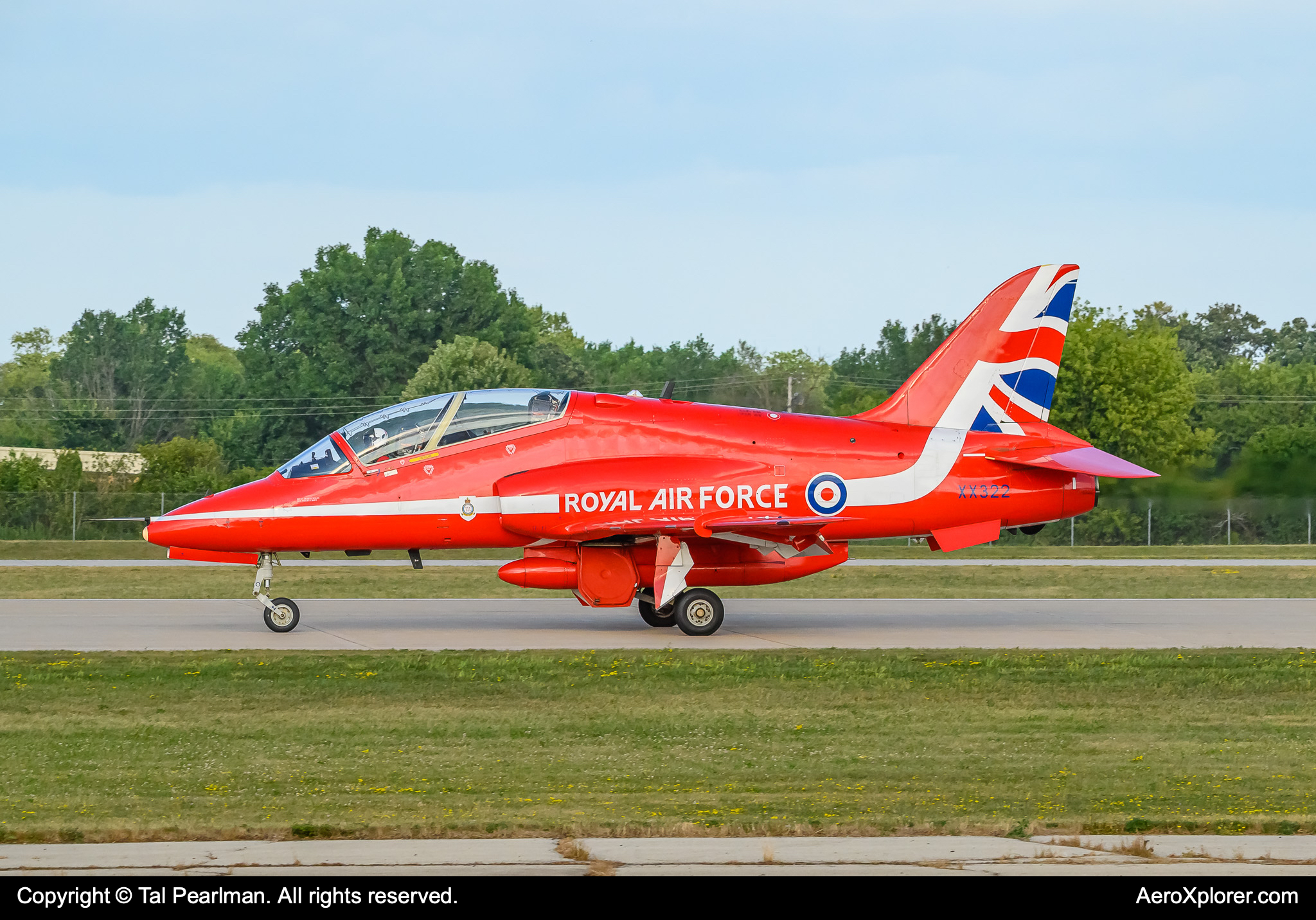 Full size:      Red Arrows - Royal Air Force      British Aerospace Hawk T.1A XX332 at Wittman Regional Airport
