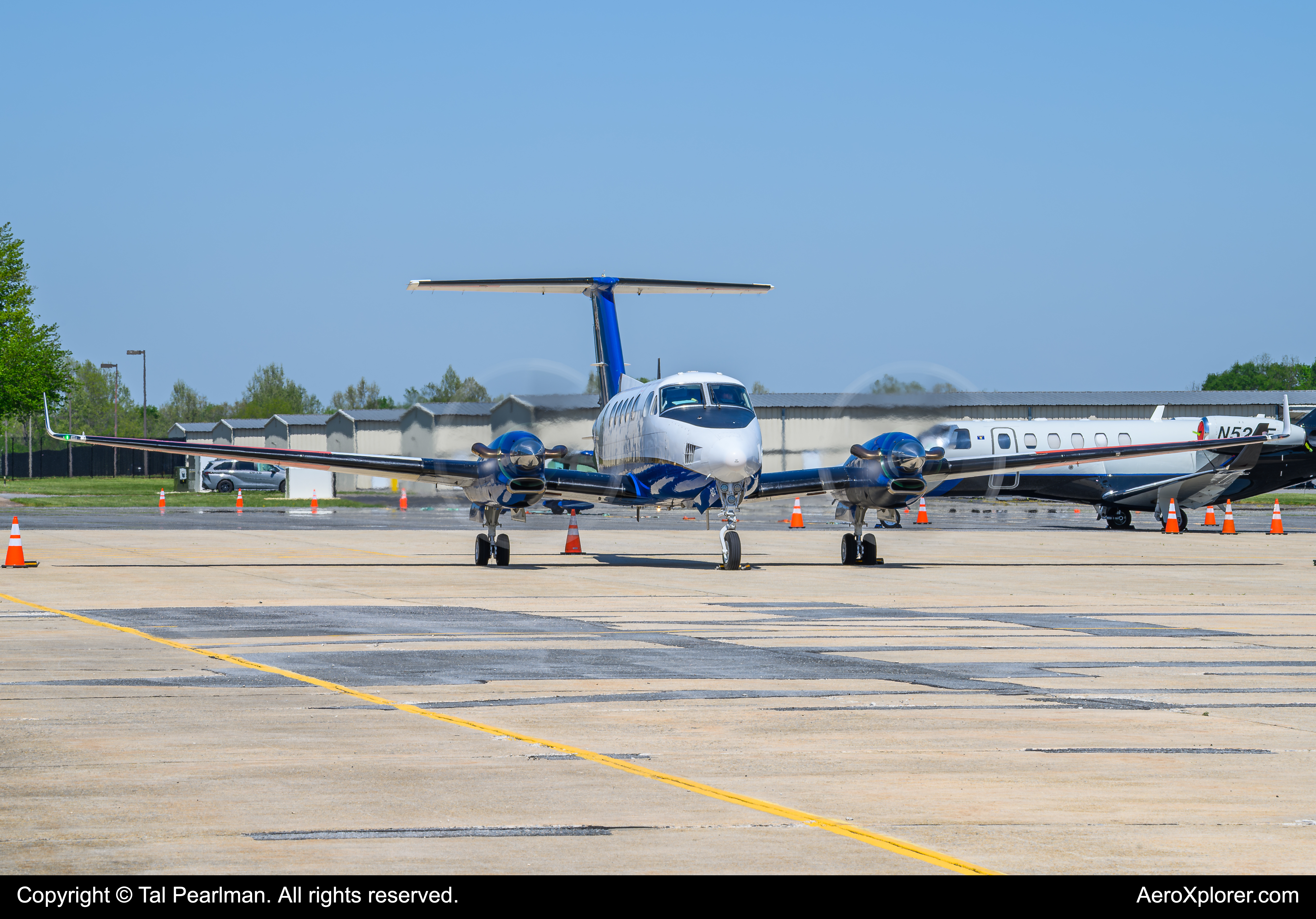 Full size: FAA Beechcraft King Air 350 N80 at Frederick Municipal Airport
