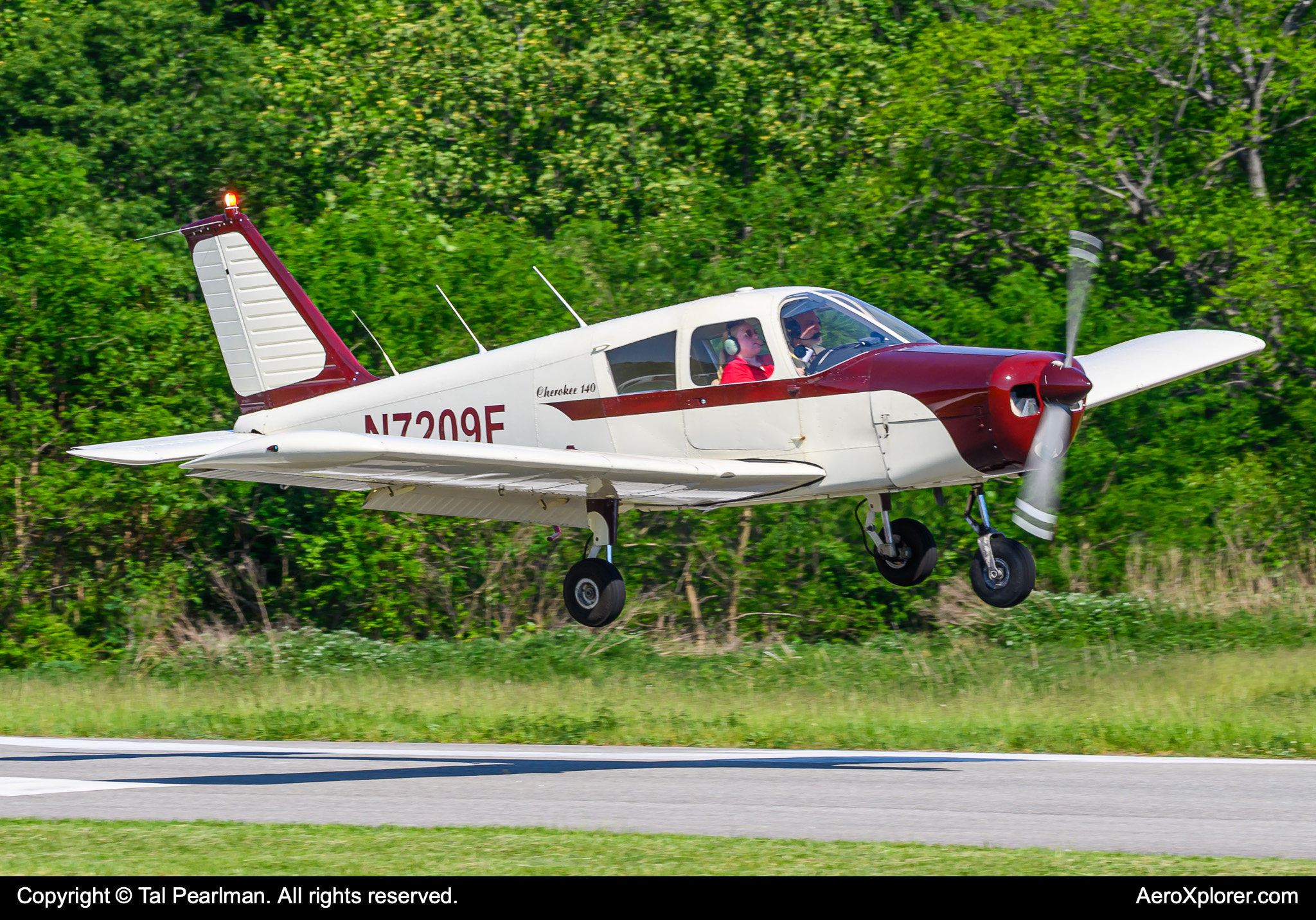 Full size: PRIVATE Piper PA-28 N2709F at New Garden Airport