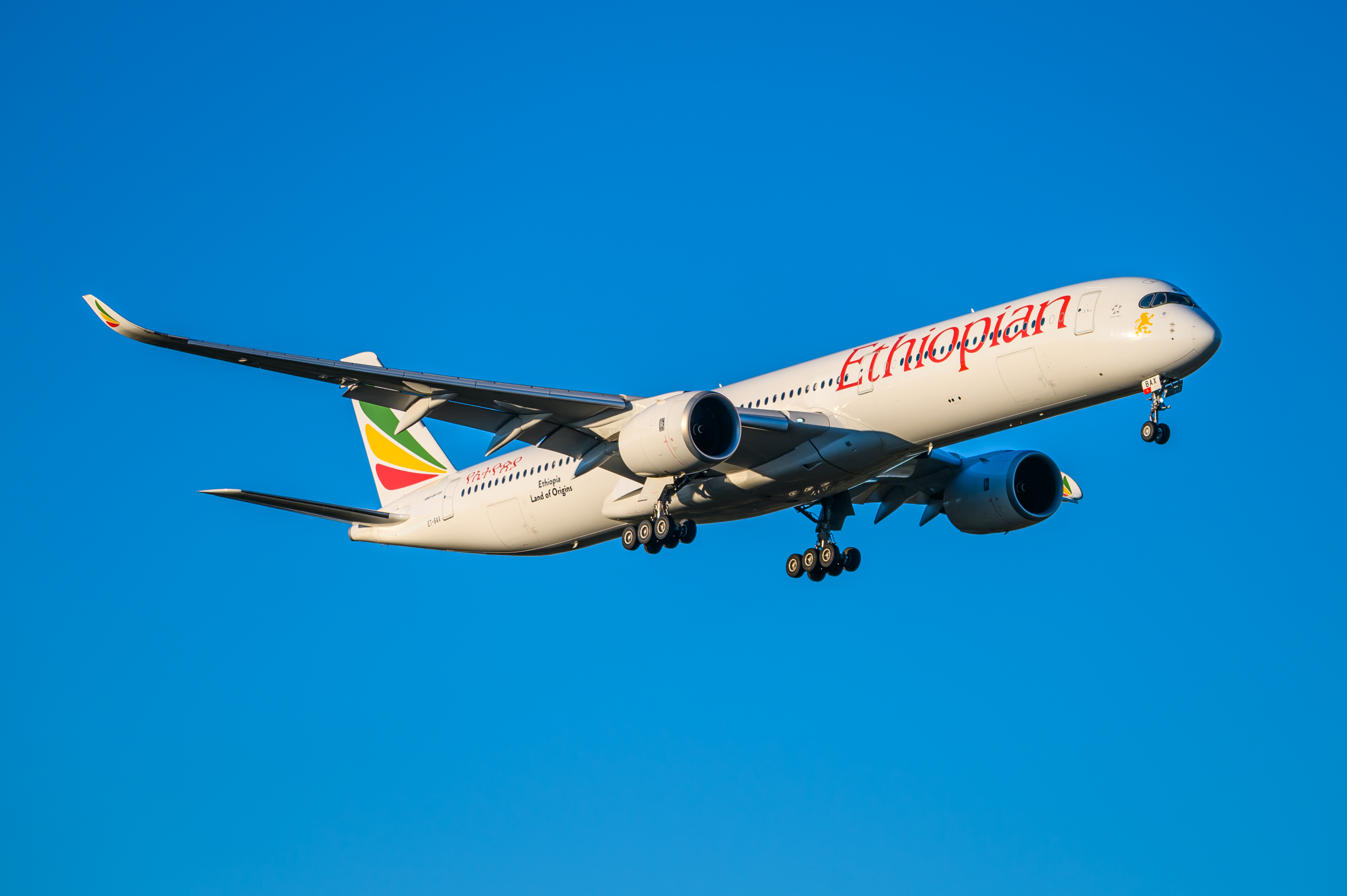 Full size: Ethiopian Airlines Airbus A350-1000 ET-BAX at Washington Dulles International Airport