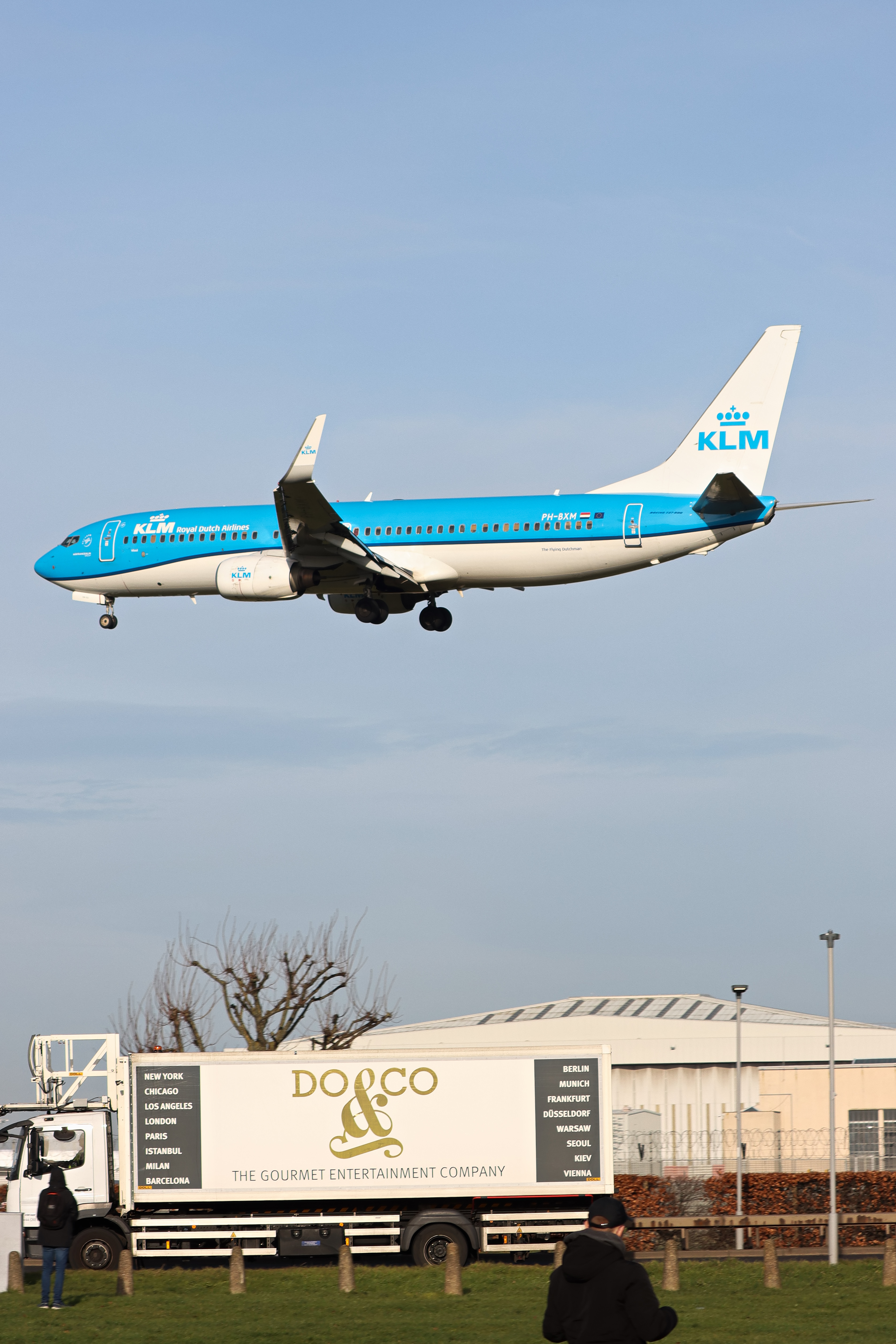 Full size: KLM Boeing 737-800 PH-BXM at London Heathrow International Airport
