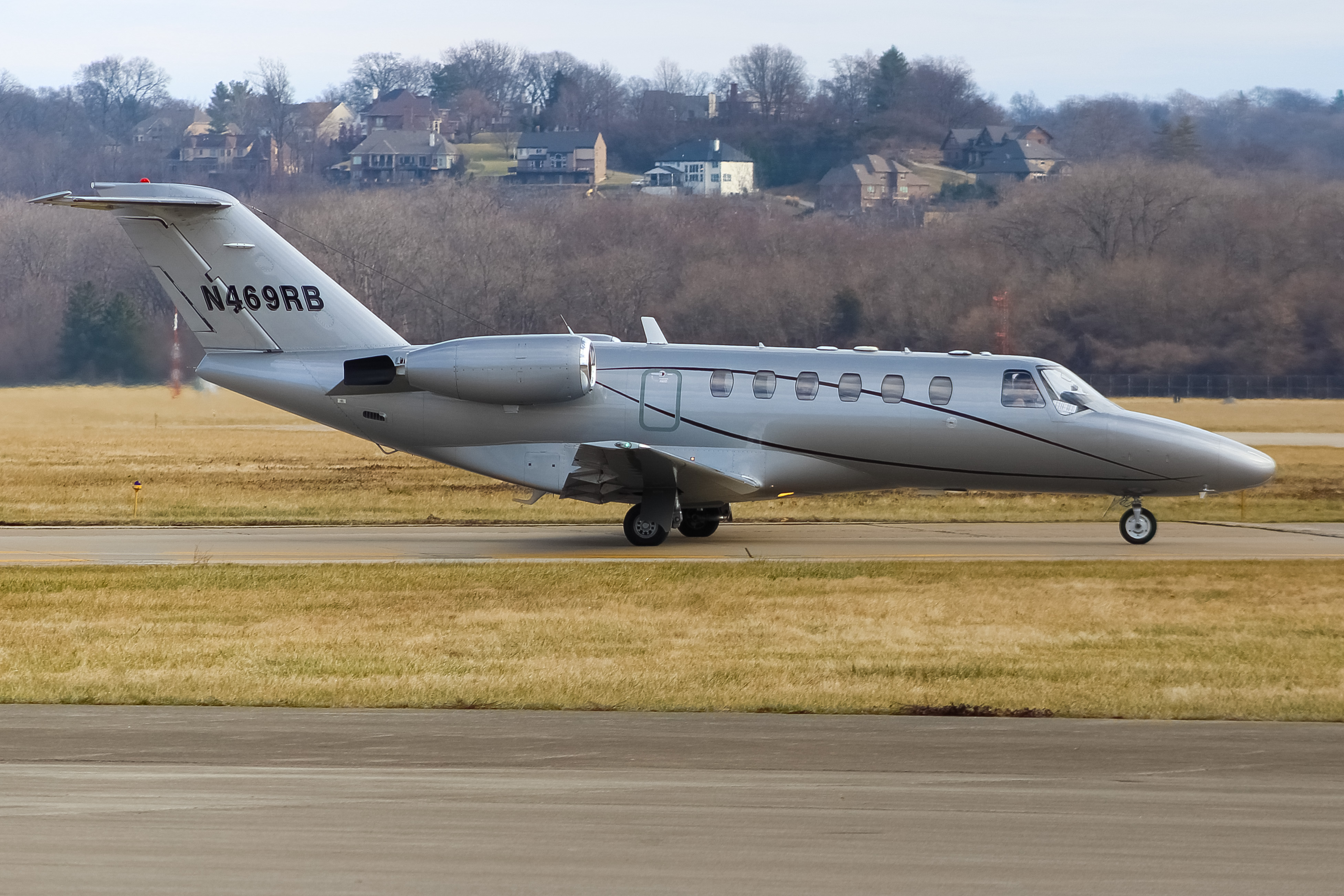 Full size: PRIVATE  Cessna Citation 525 N469RB at Cincinnati Municipal Airport/Lunken Field