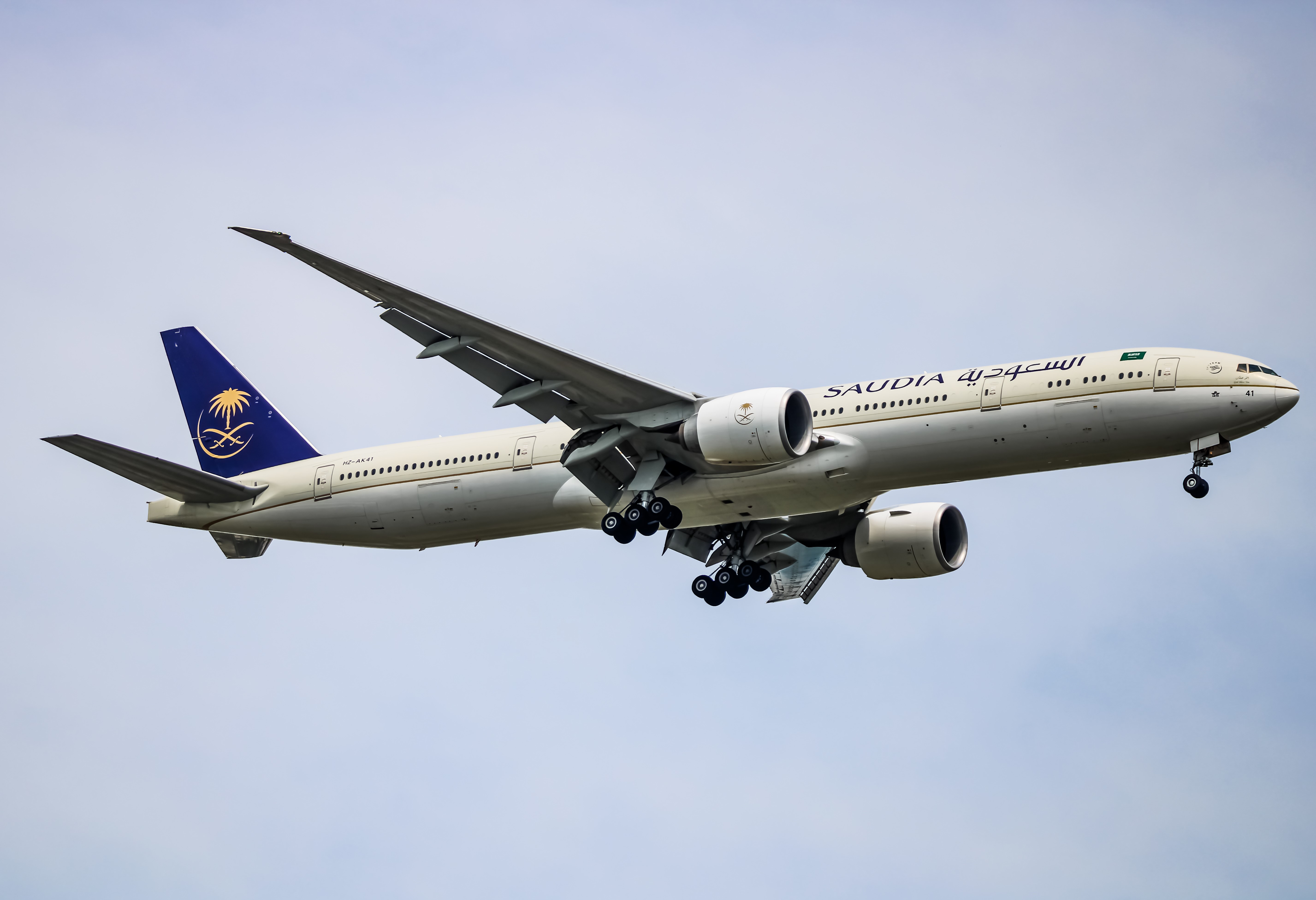 Full size: Saudia Boeing 777-300ER HZ-AK41 at Washington Dulles International Airport