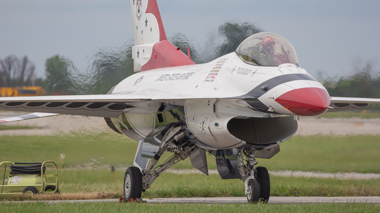 Full size: USAF - United States Air Force General Dynamics F-16 Fighting Falcon N/A at James M Cox Dayton International Airport