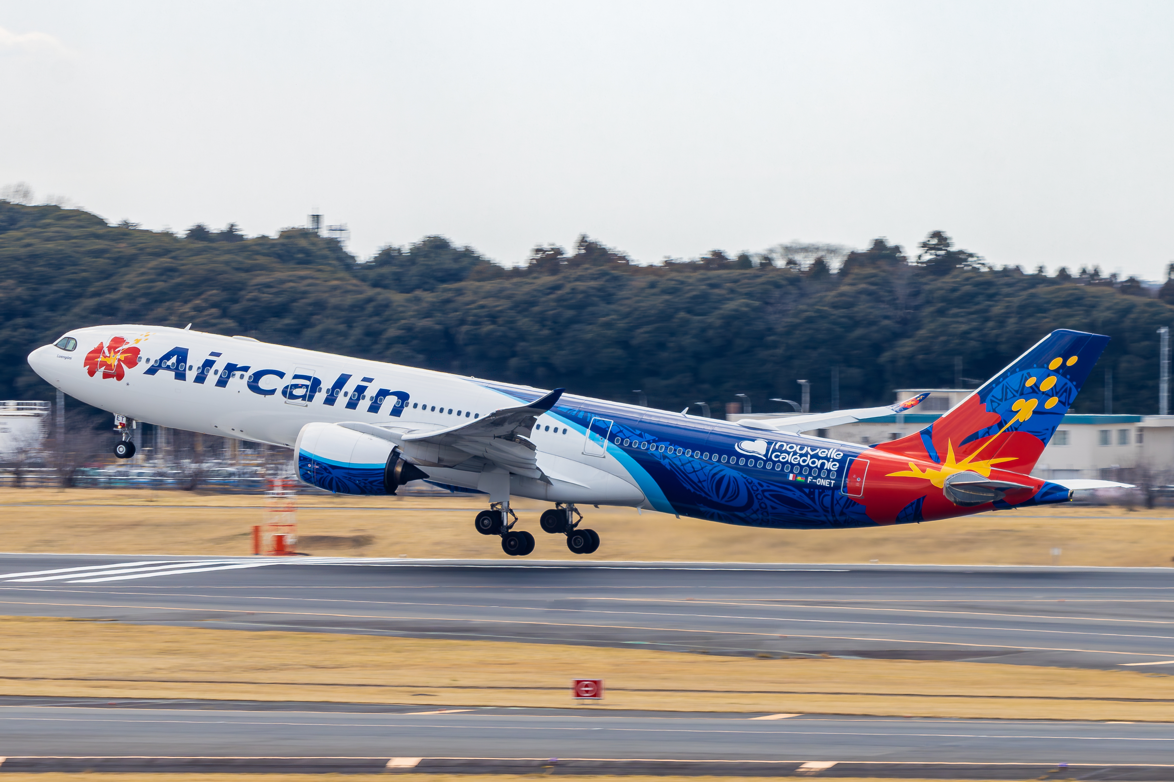 Full size: Aircalin Airbus A330-900 F-ONET at Tokyo-Narita International Airport