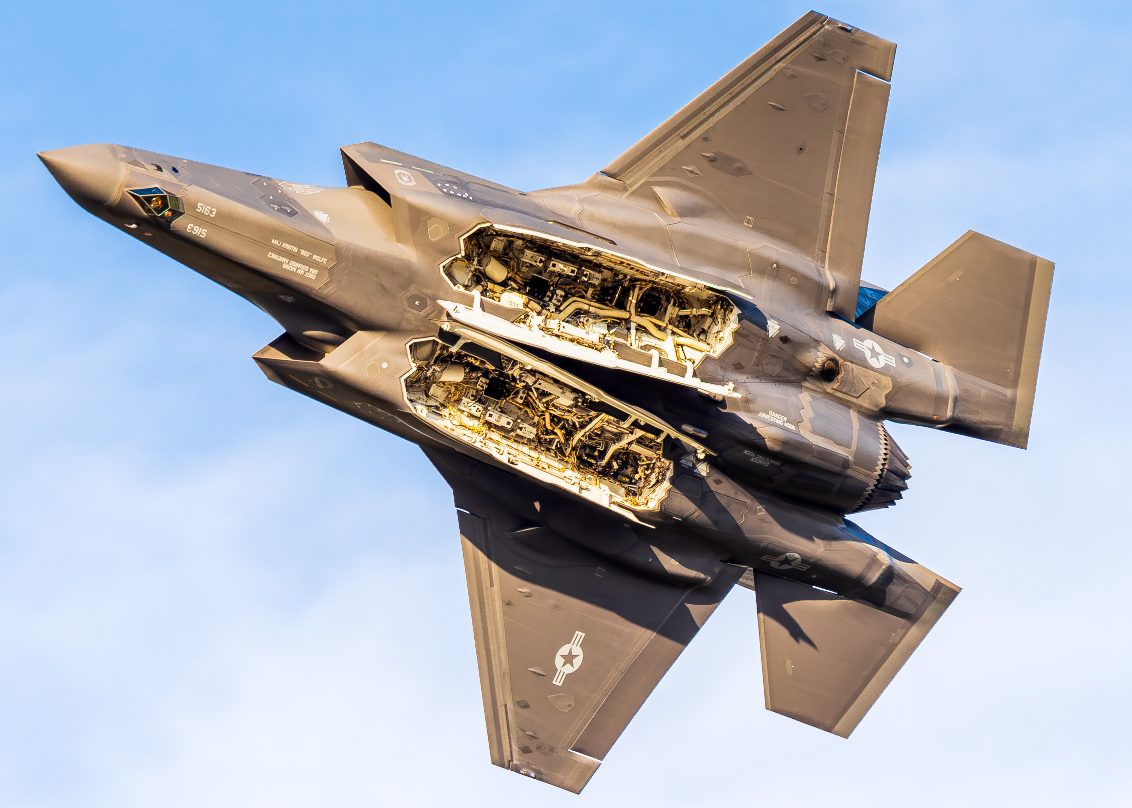 Full size: USAF - United States Air Force Lockheed Martin F-35 Lightning 15-5163 at Portland-Hillsboro Airport