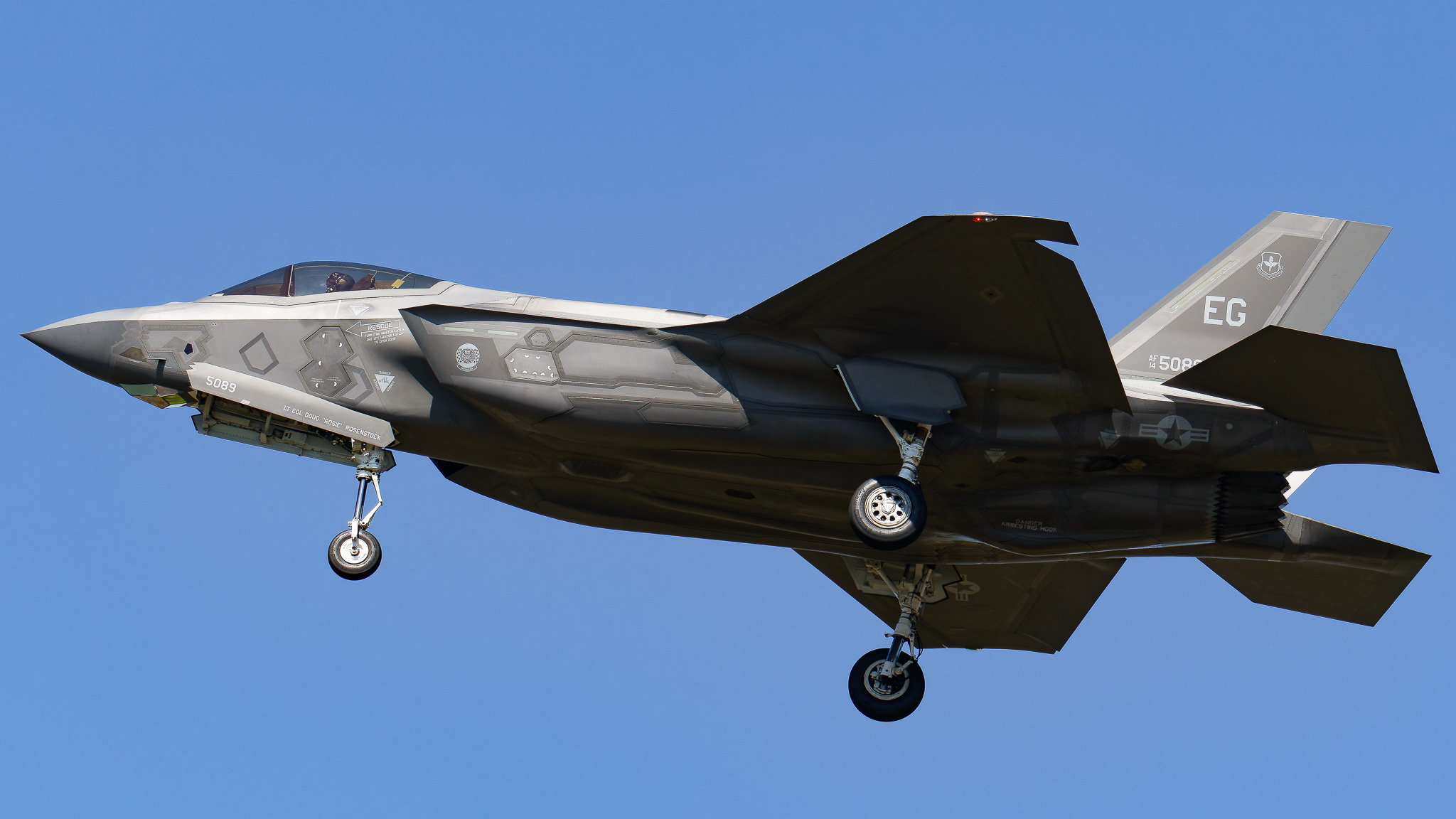Full size: USAF - United States Air Force Lockheed Martin F-35 Lightning 14-5089 at Mac Dill AFB