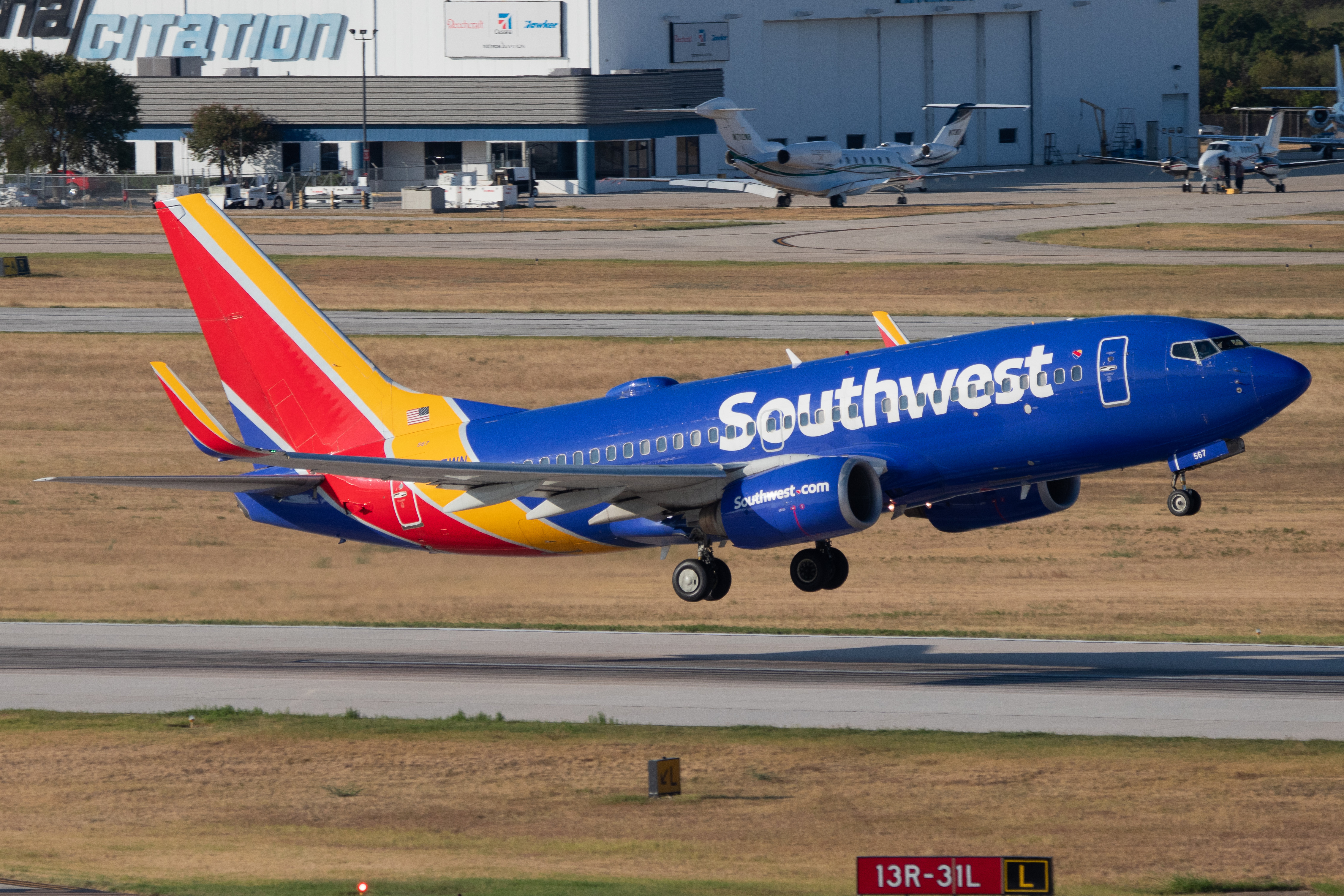 Full size: Southwest Airlines Boeing 737-700 N567WN at San Antonio International Airport