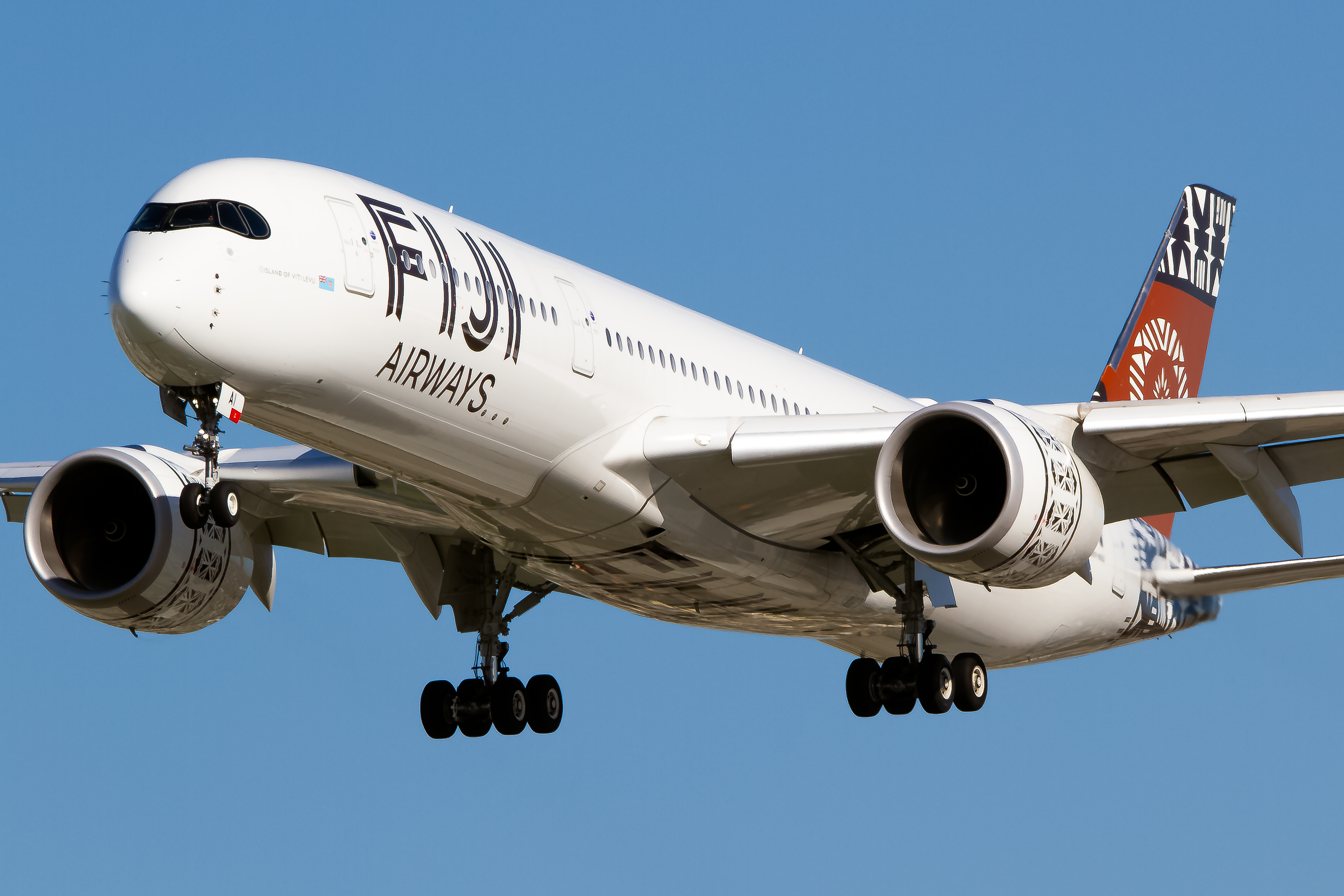 Full size: Fiji Airways Airbus A350-900 DQ-FAI at Los Angeles International Airport