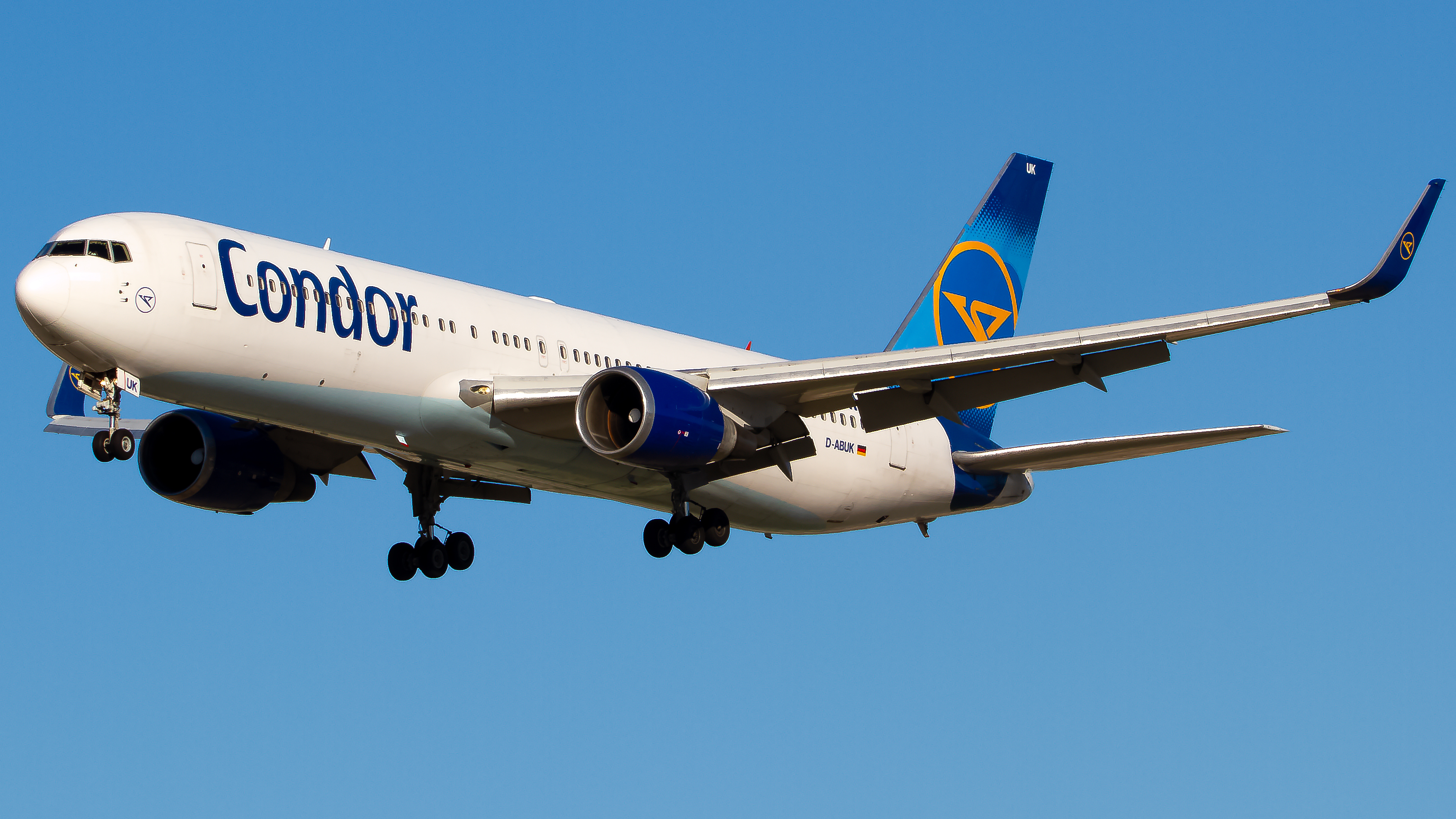 Full size: Condor Boeing 767-300ER D-ABUK at Los Angeles International Airport