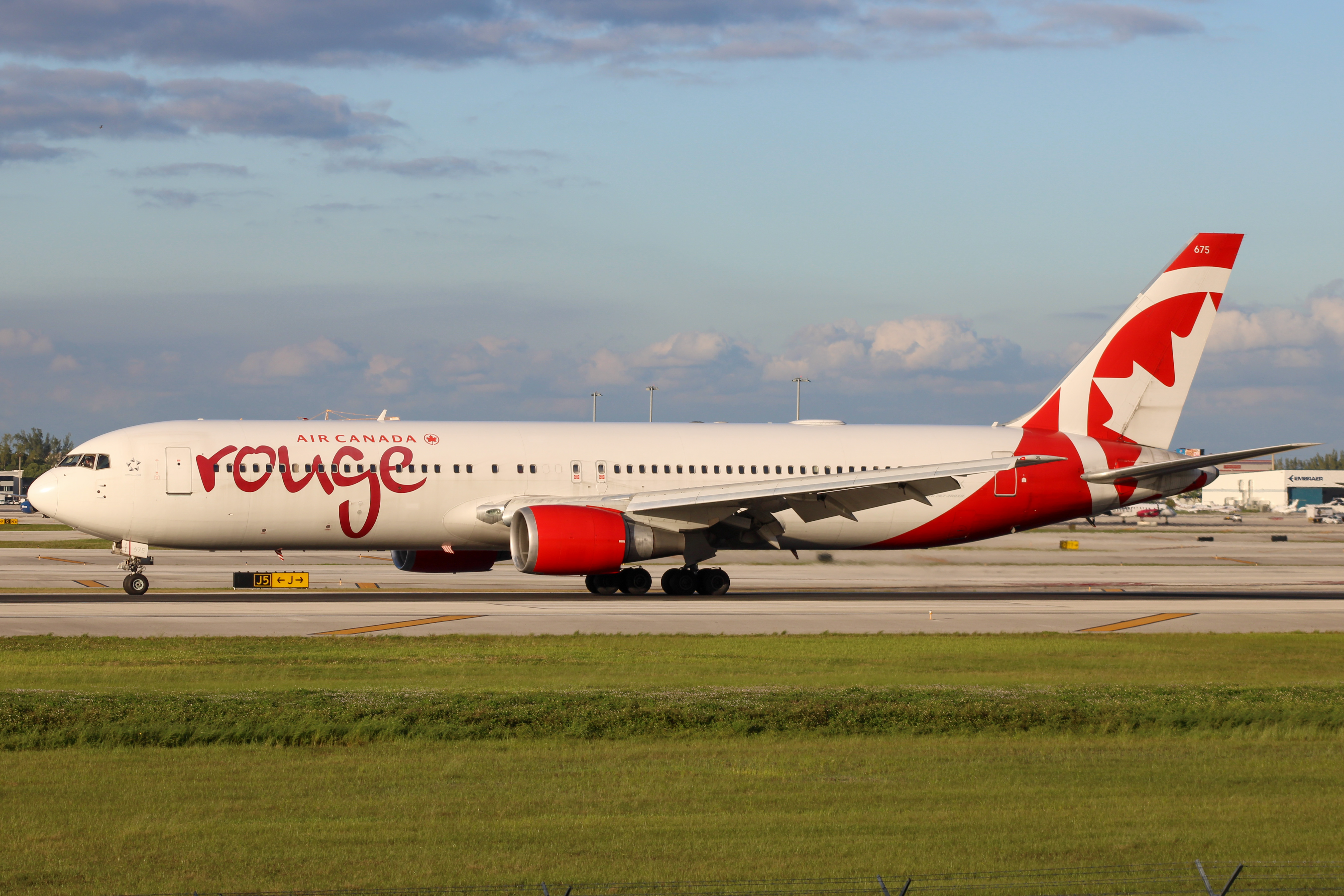 Full size: Air Canada Rouge Boeing 767-300ER C-FJZK at Fort Lauderdale/Hollywood International Airport