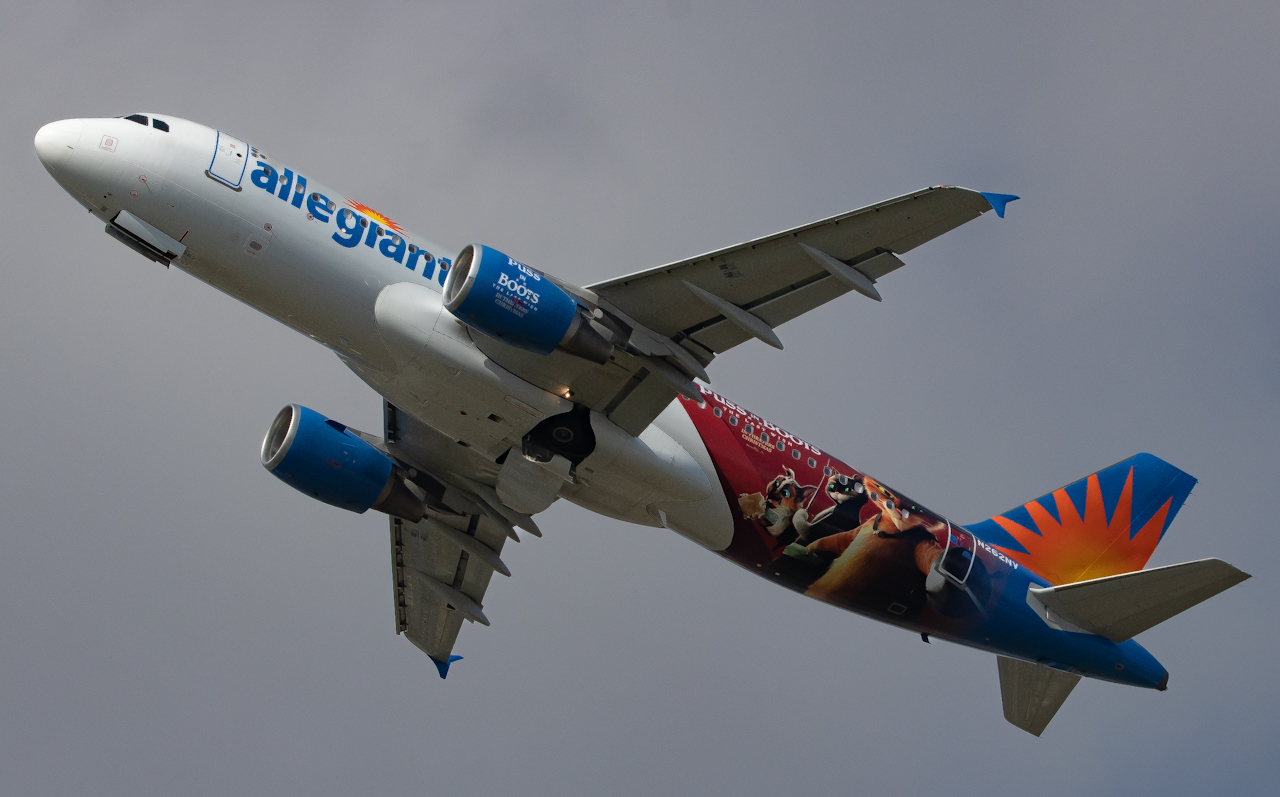 N262NV | Allegiant Air Airbus A320 at TPA | AeroXplorer