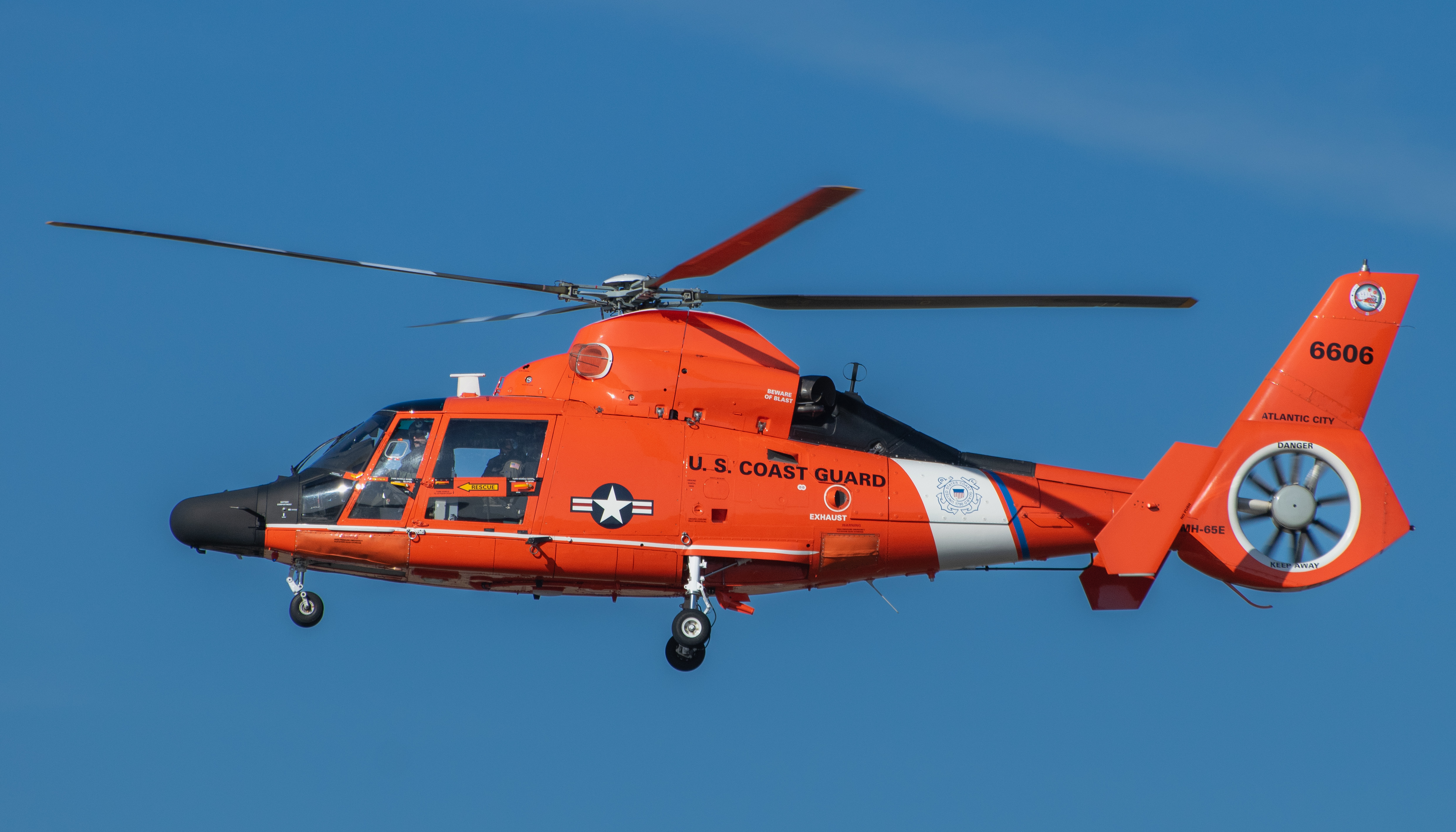 Full size: USCG - United States Coast Guard Eurocopter MH-65 6606 at Atlantic City International Airport