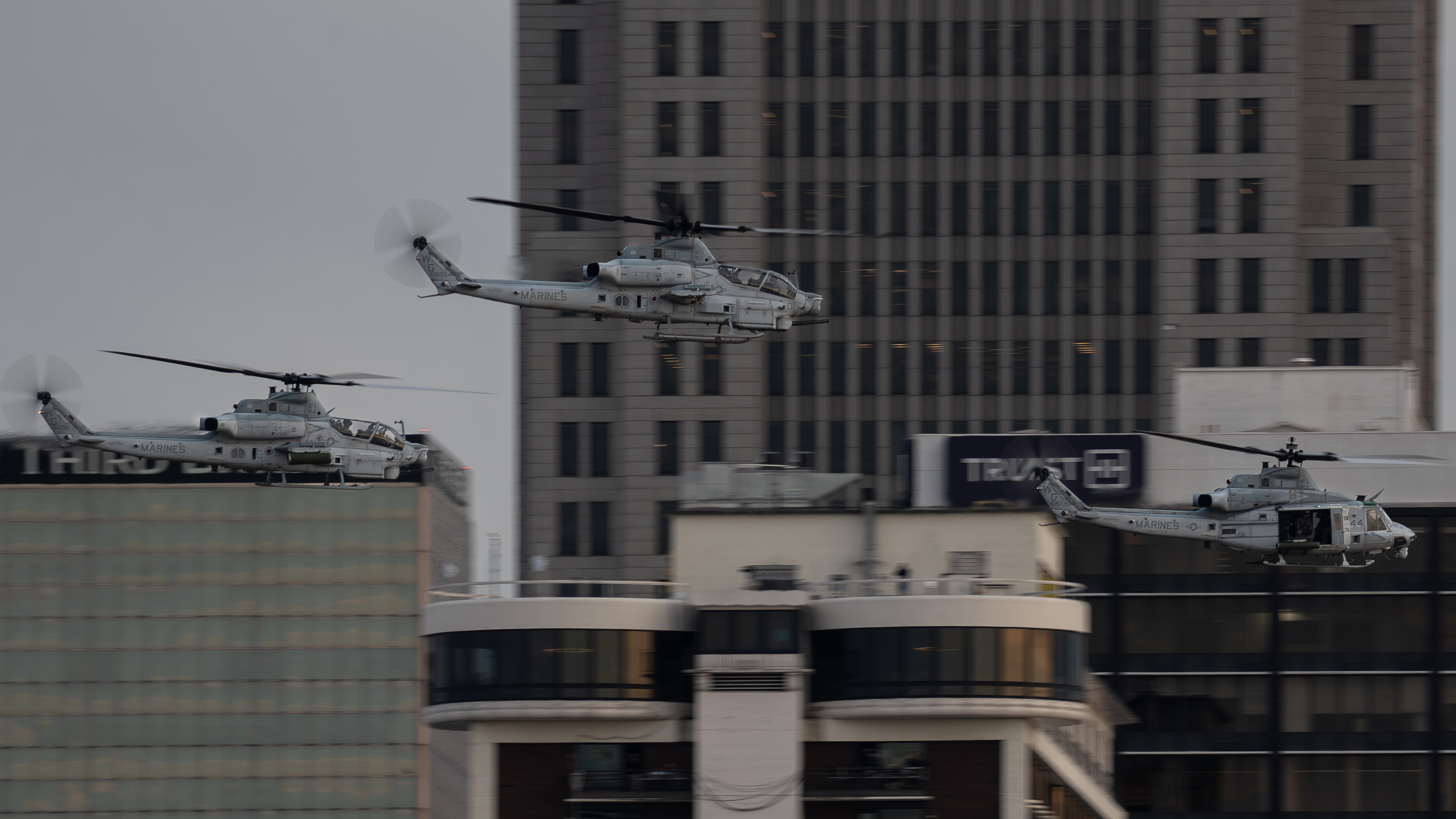 Full size: USMC - United States Marine Corp Bell AH-1Z Viper 169511 at Not Applicable