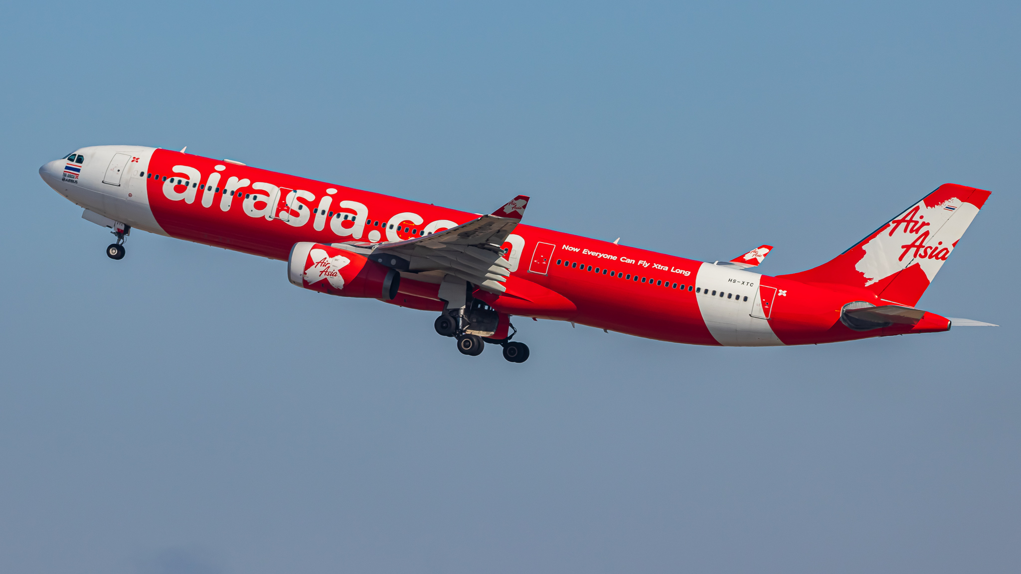 Full size: Airasia X  A330-343 HS-XTC at Seoul-Incheon International Airport