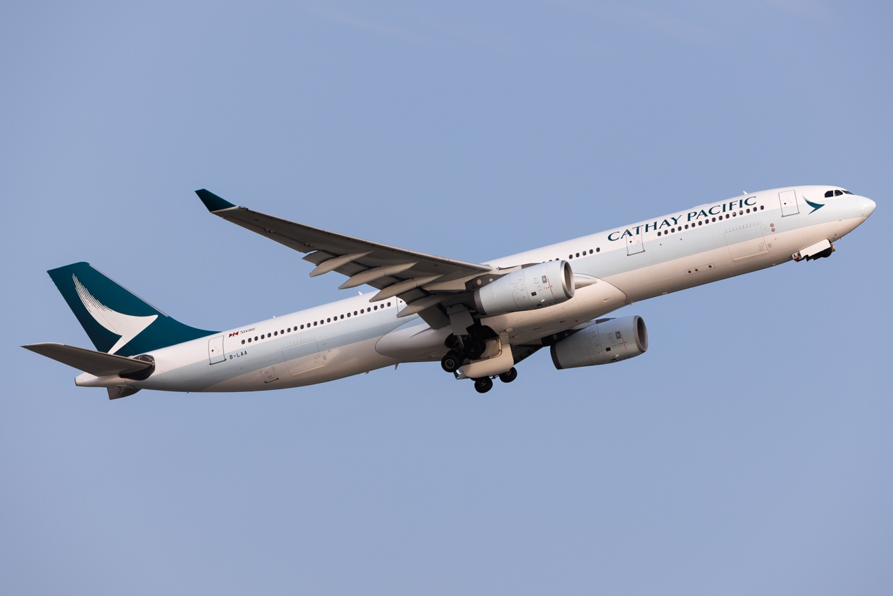 Full size: Cathay Pacific Airbus A330-300 B-LAA at Hong Kong International Airport
