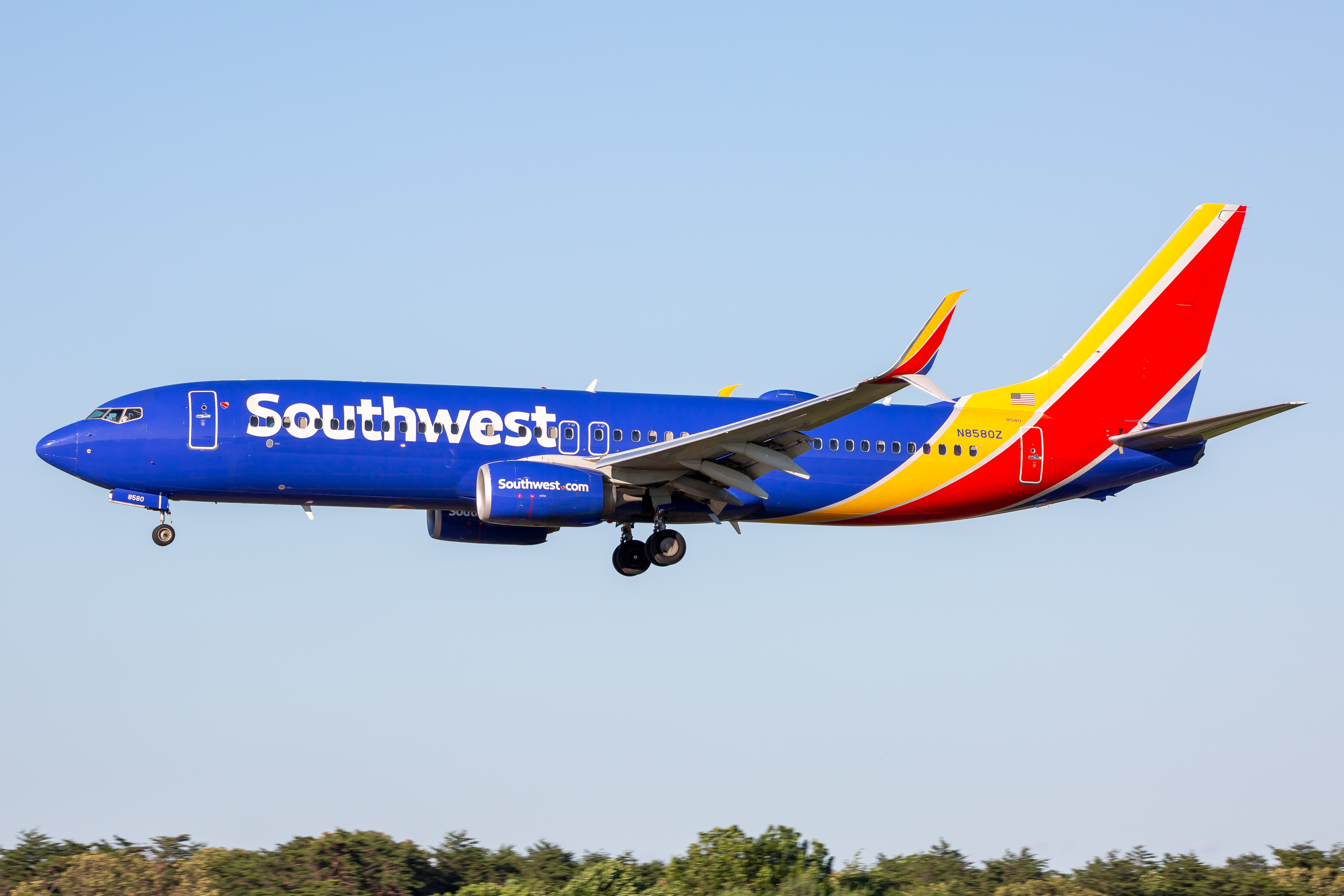 Full size: Southwest Airlines Boeing 737-800 N8580Z at Baltimore/Washington International Thurgood Marshall Airport