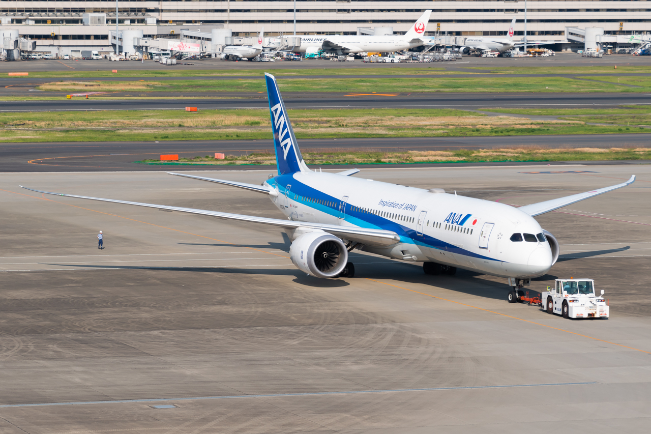 Full size: All Nippon Airways Boeing 787-9 JA839A at Tokyo-Haneda Airport
