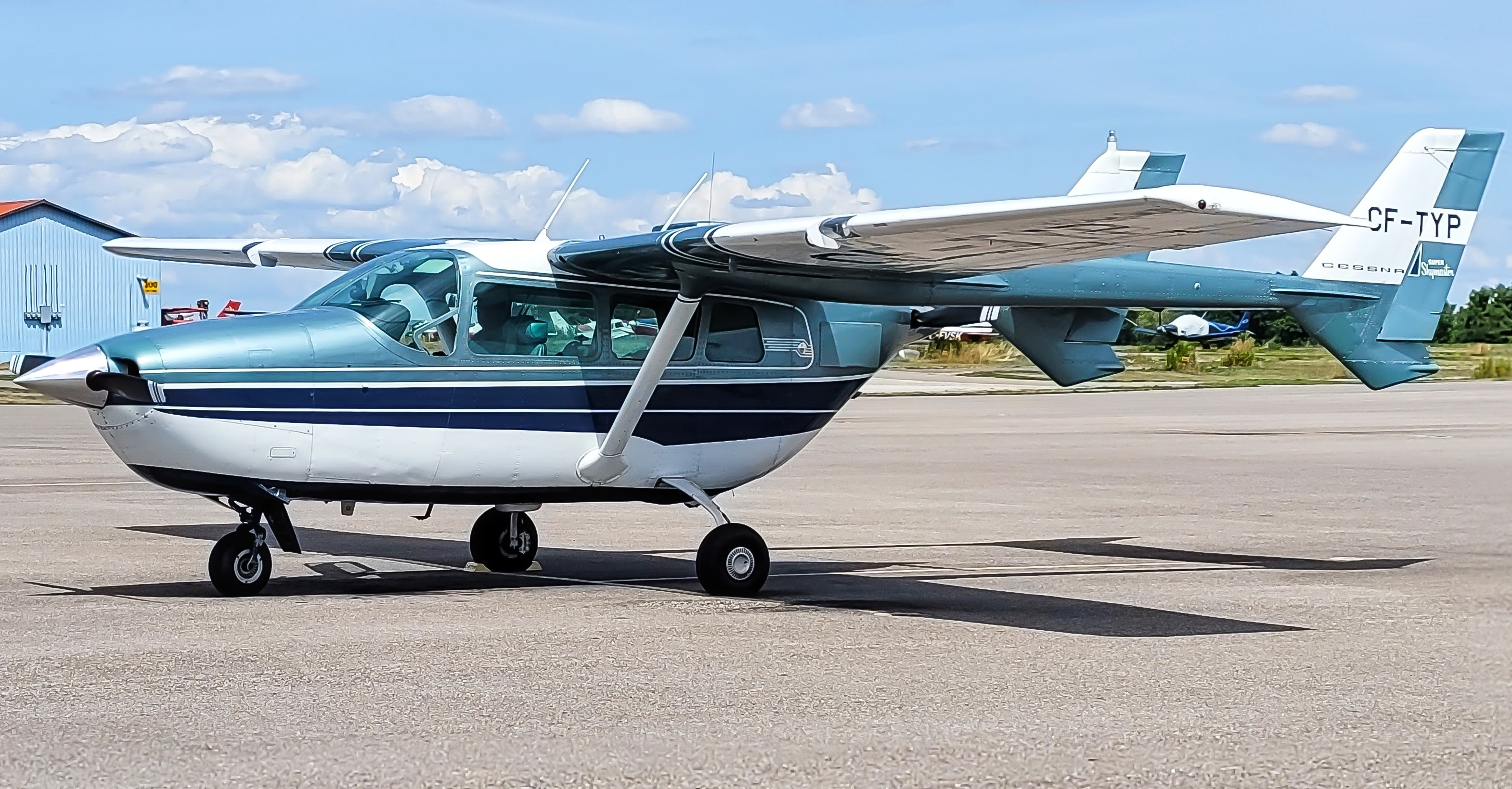 Full size: PRIVATE Cessna 337E Super Skymaster CF-TYP at 