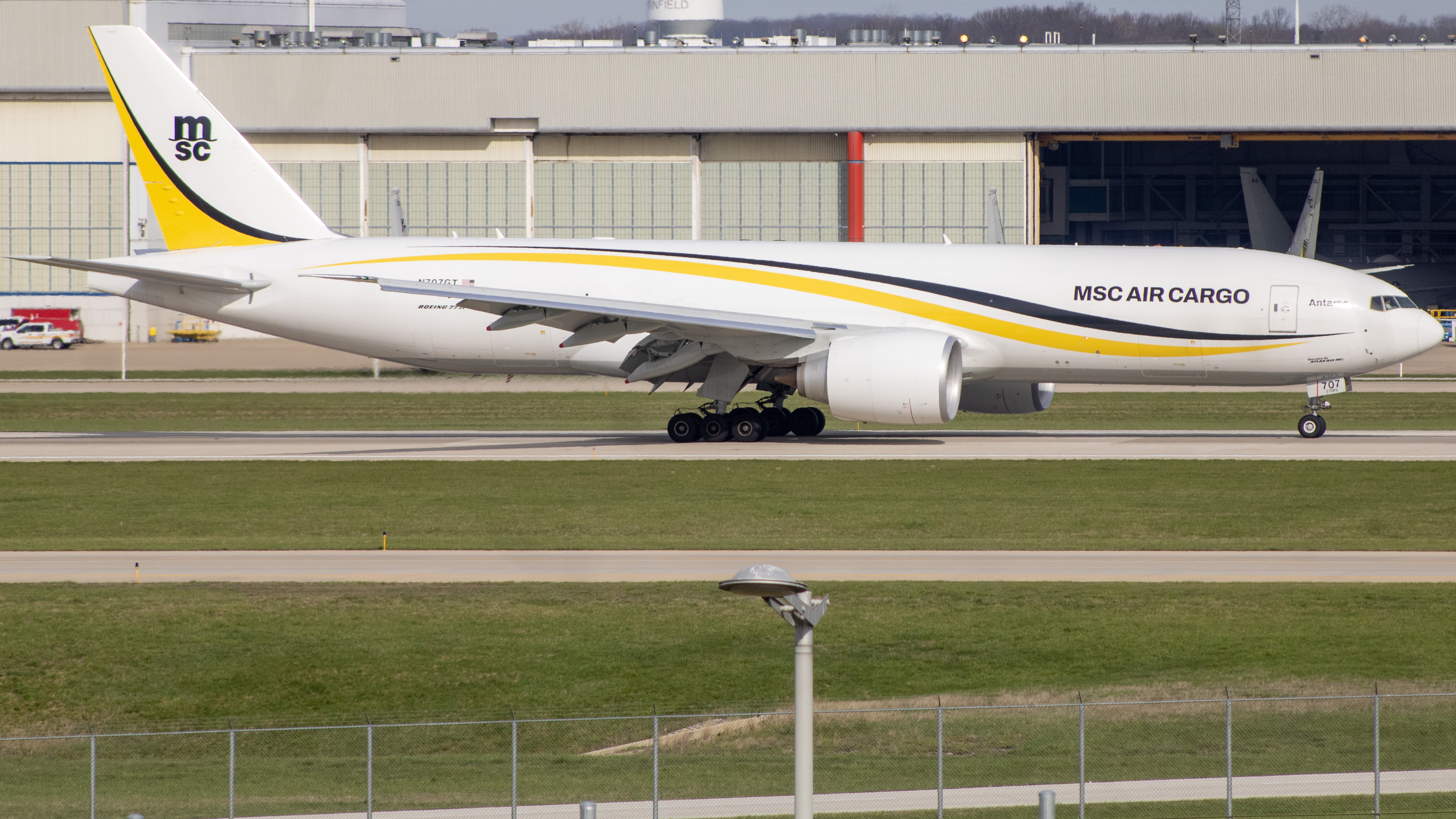 Full size: MSC Air Cargo Boeing 777-F N707GT at Indianapolis International Airport