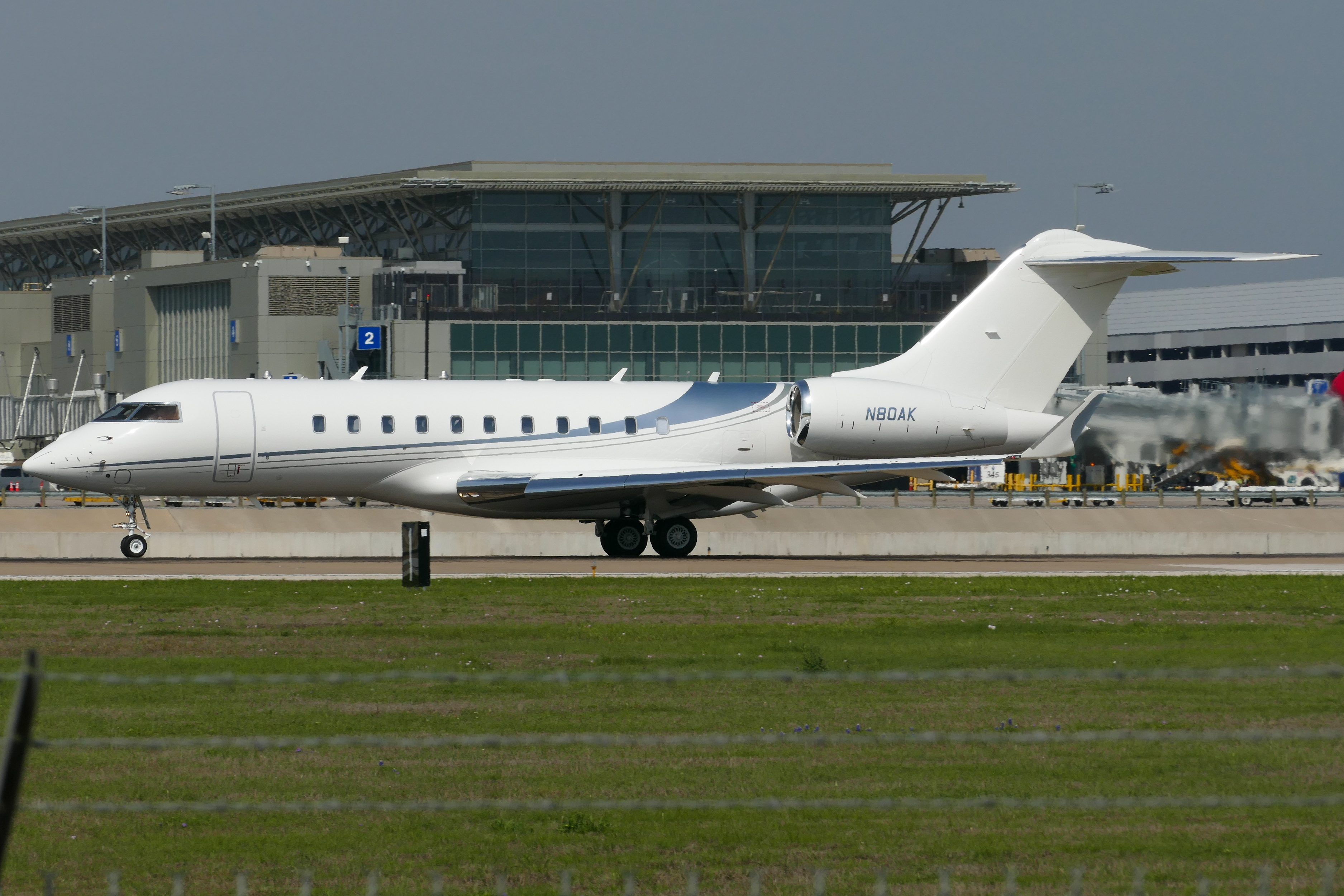 Full size: PRIVATE Bombardier Global 5000 N80AK at Austin-Bergstrom International Airport