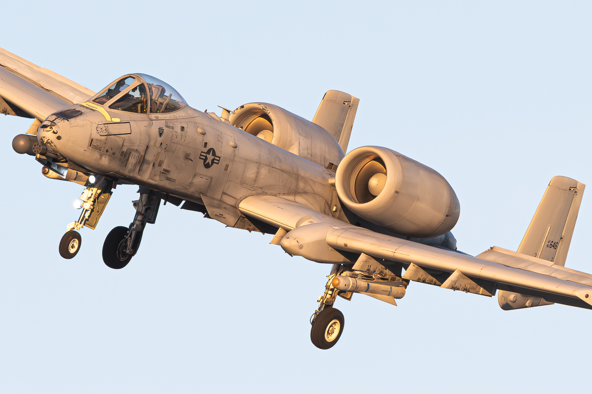 Full size: USAF - United States Air Force Fairchild A-10 Thunderbolt 82-0646 at North Island NAS