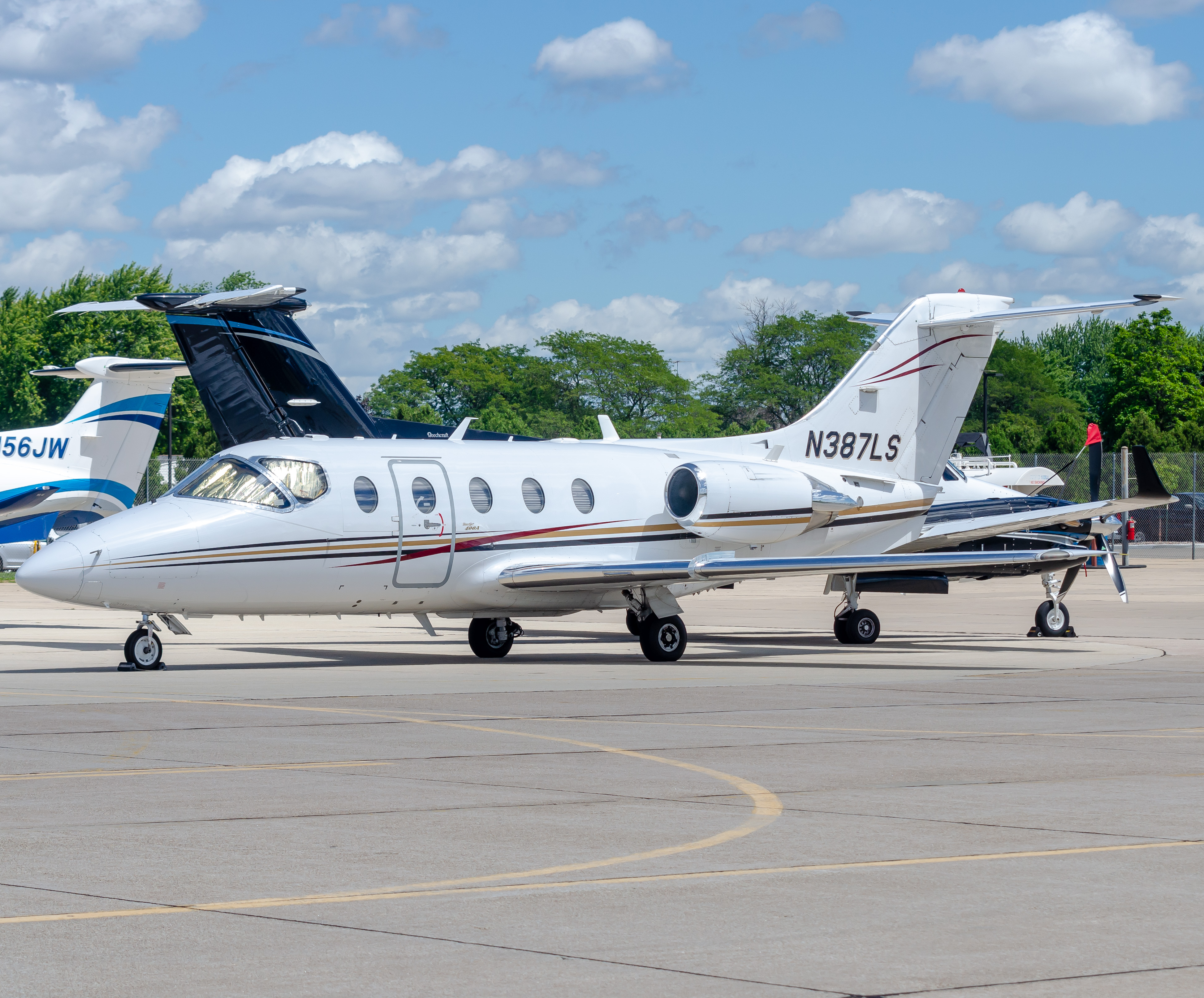 Full size: PRIVATE Beechjet 400A N387LS at Wittman Regional Airport