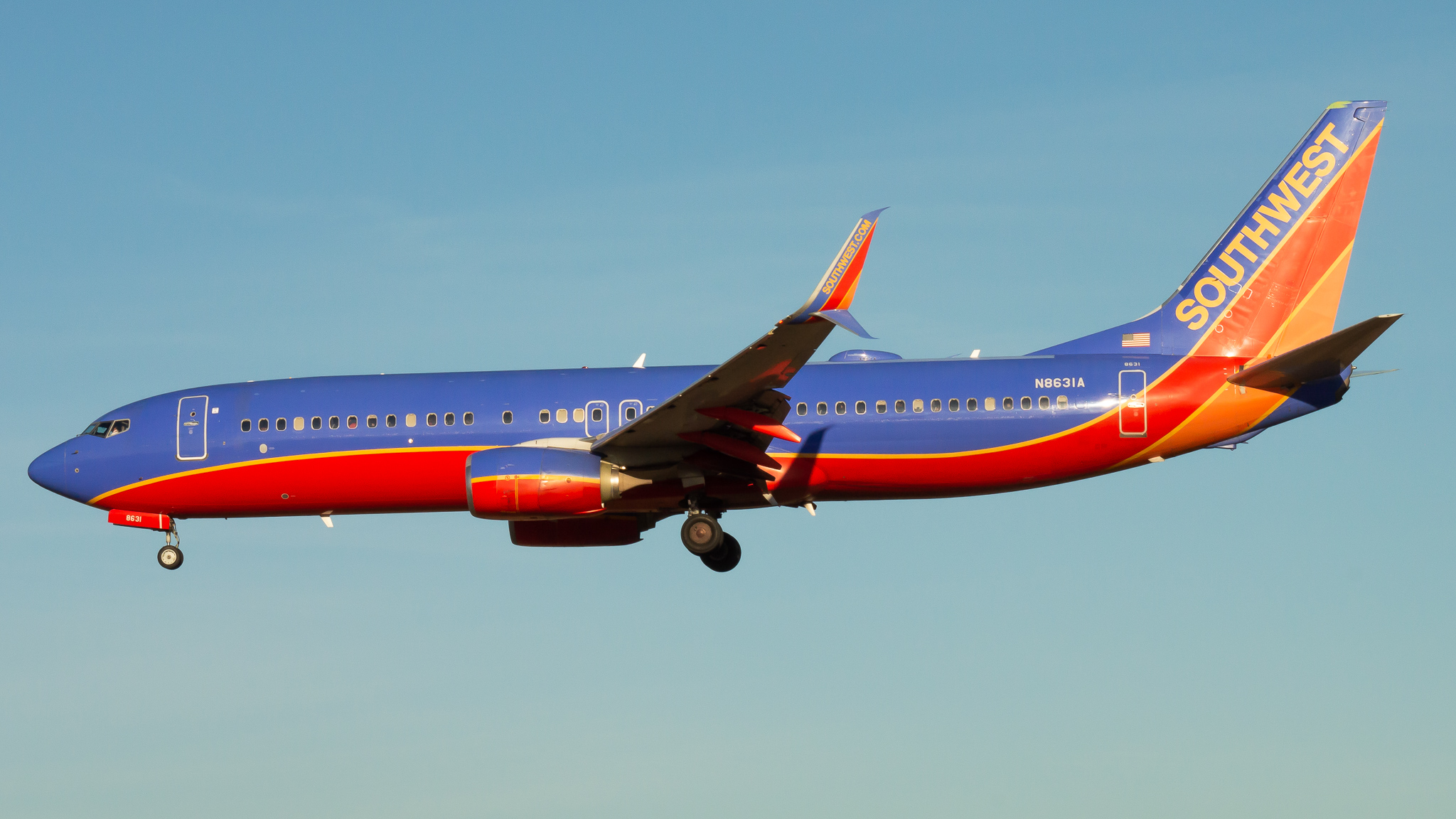 Full size: Southwest Airlines Boeing 737-800 N8631A at Baltimore/Washington International Thurgood Marshall Airport
