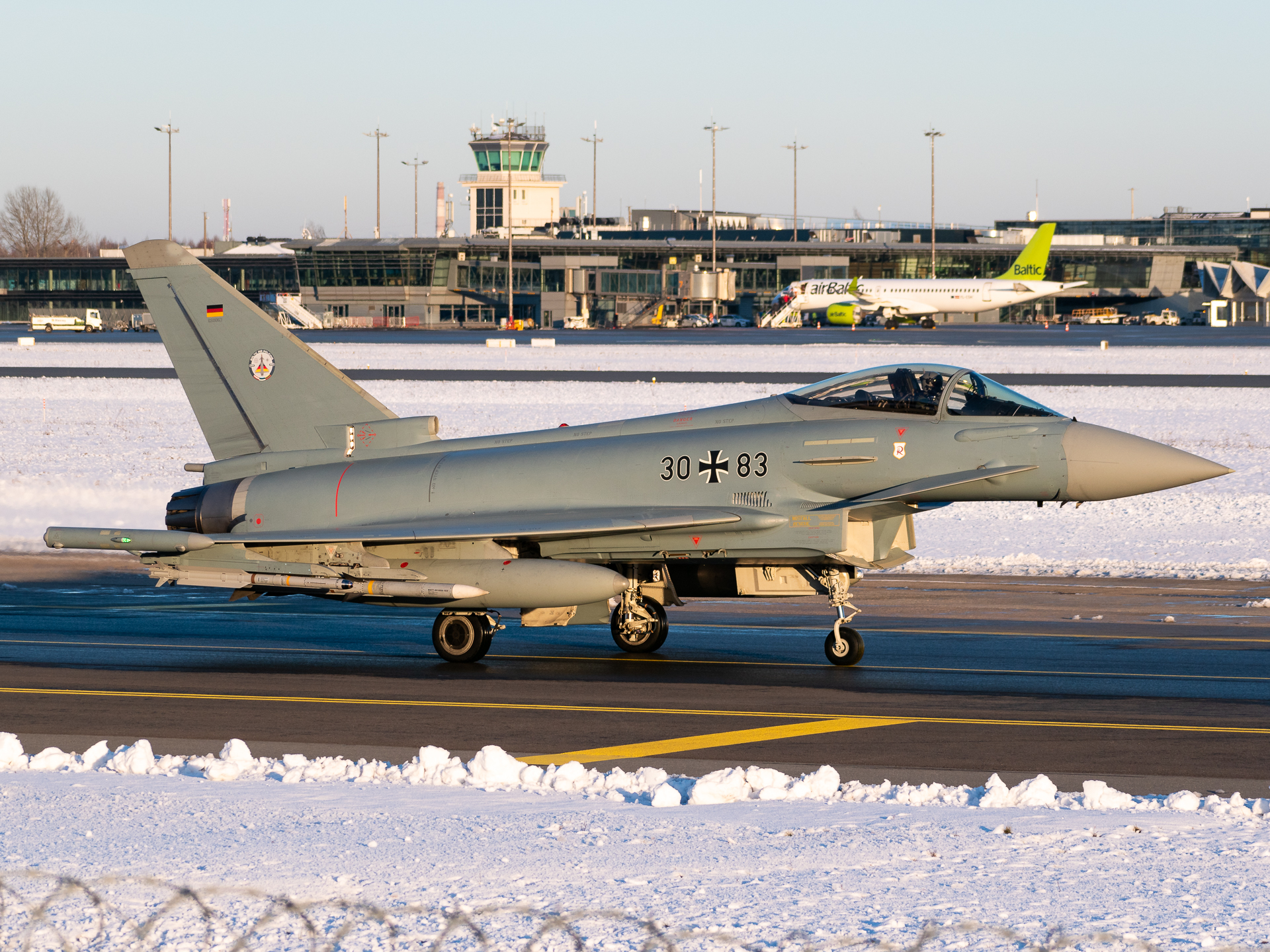 Full size: Luftwaffe Eurofighter EF-2000 Typhoon 30+83 at Riga International Airport