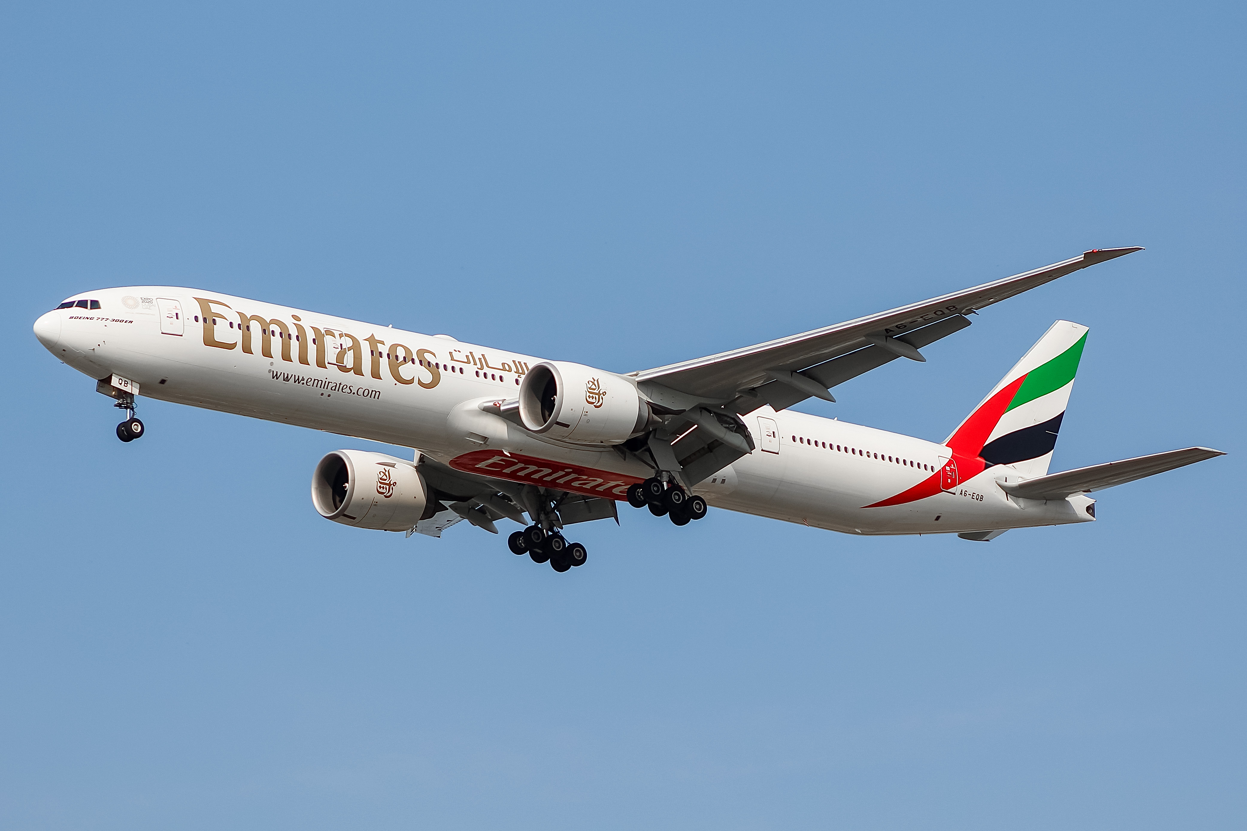 Full size: Emirates Boeing 777-300ER A6-EQB at Chicago O'Hare International Airport