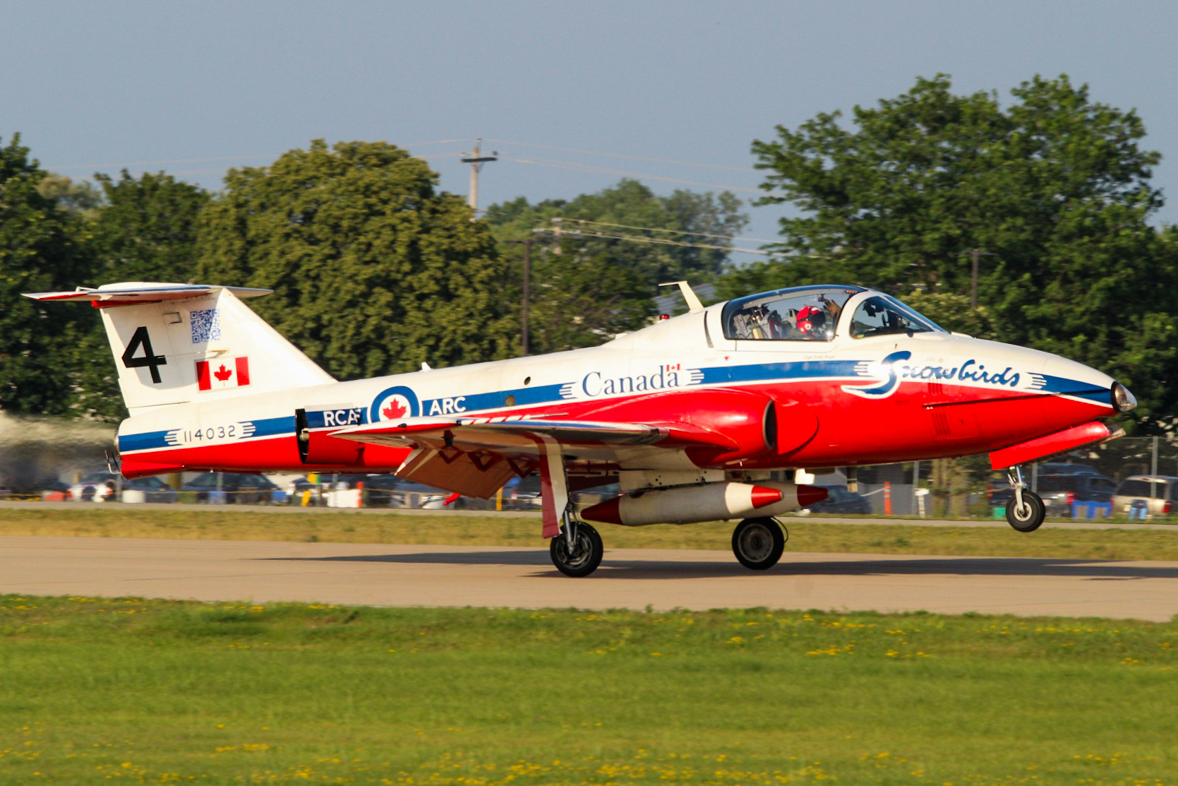 Full size: Royal Canadian Air Force Canadair CT-144 Tutor 144032 at Wittman Regional Airport