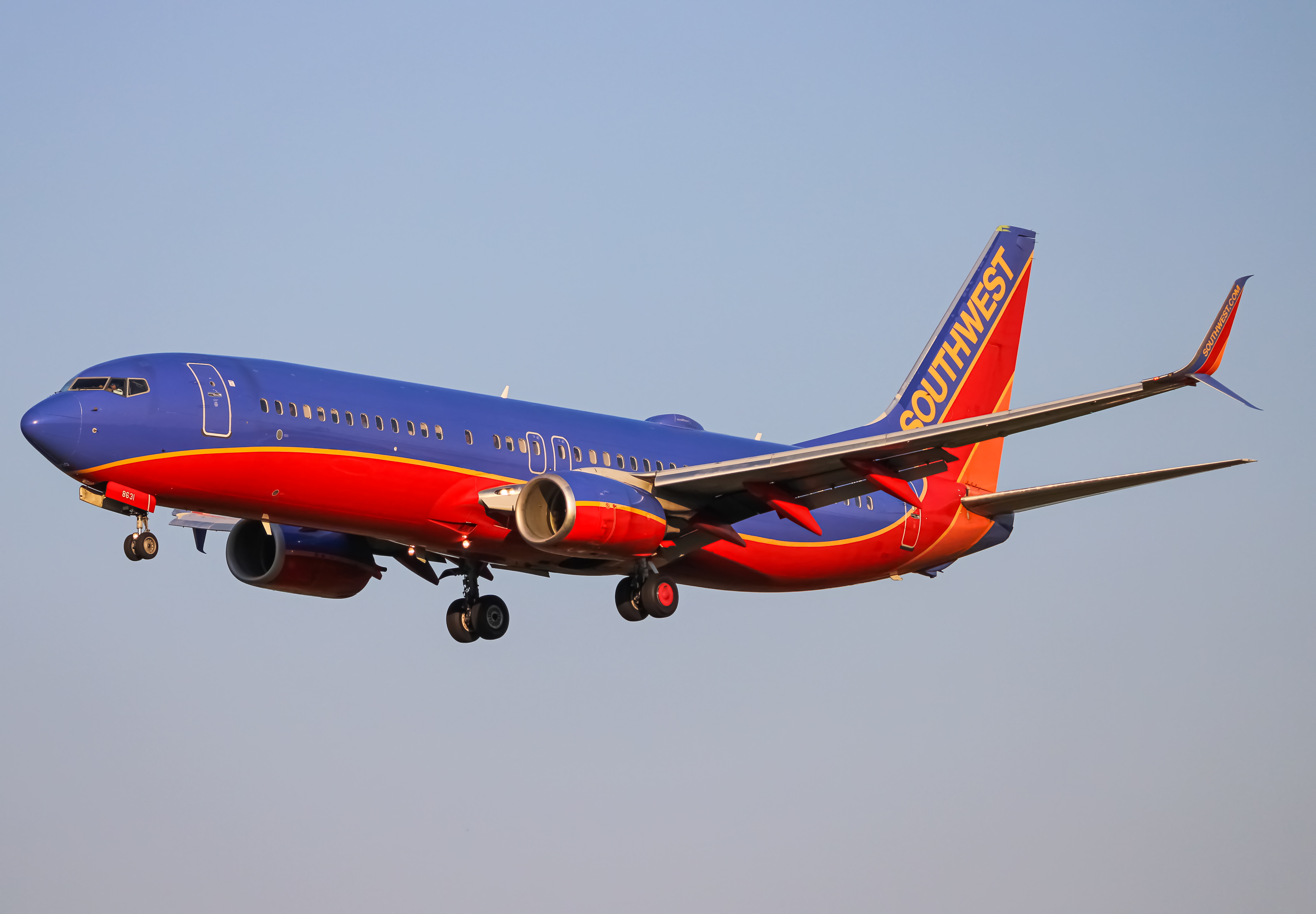 Full size: Southwest Airlines Boeing 737-800 N8631A at Baltimore/Washington International Thurgood Marshall Airport
