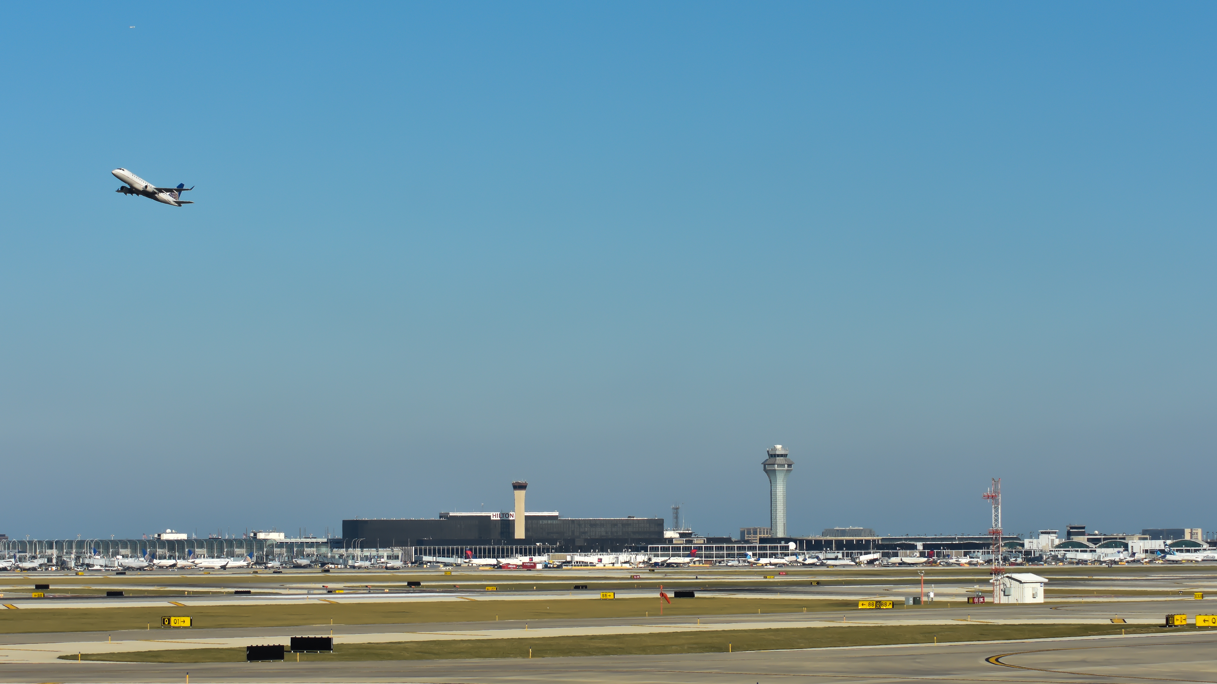 Full size: Airport Photo KORD at Chicago O'Hare International Airport
