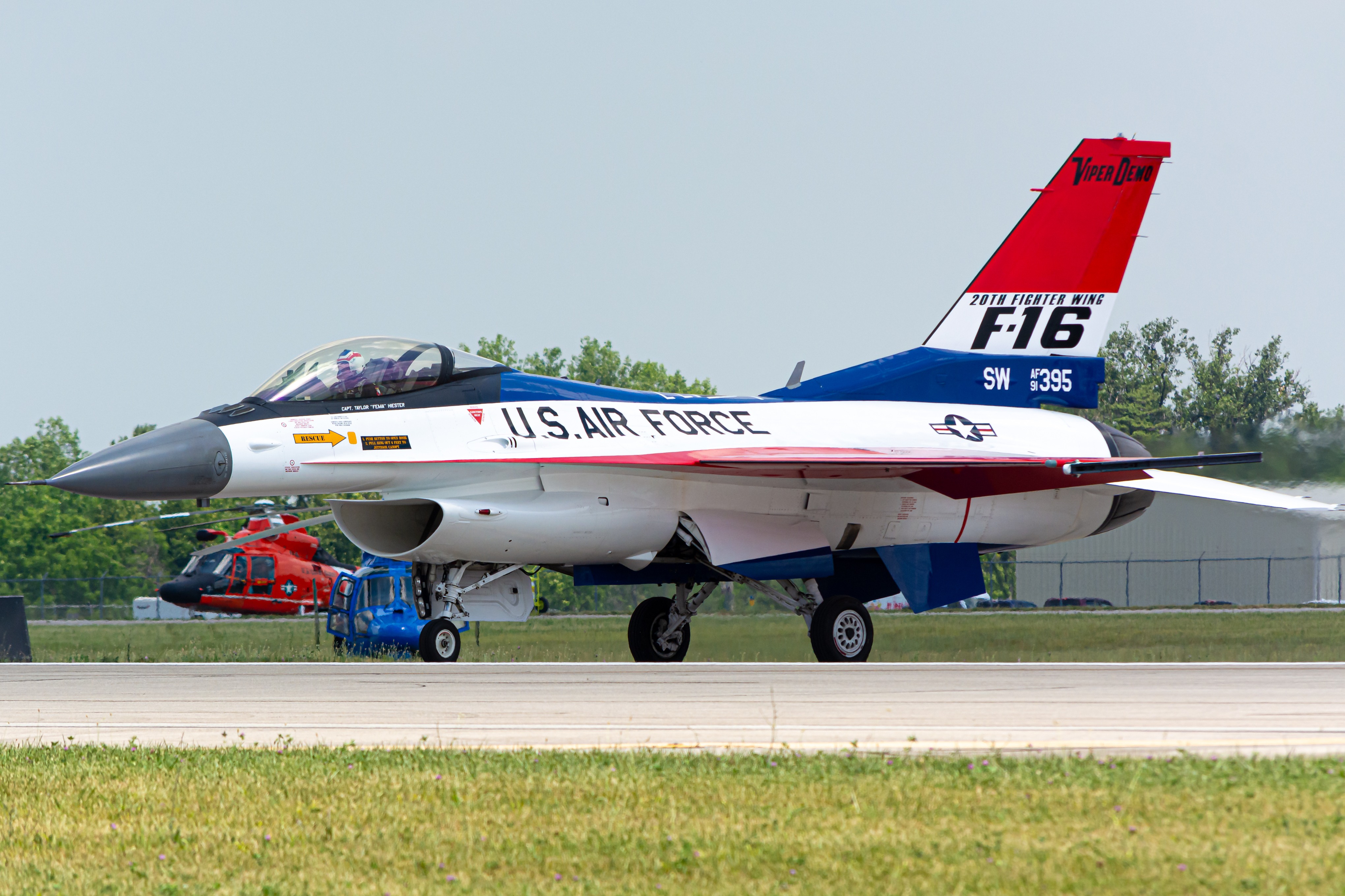 Full size: USAF - United States Air Force General Dynamics F-16 Fighting Falcon 91-0395 at James M Cox Dayton International Airport