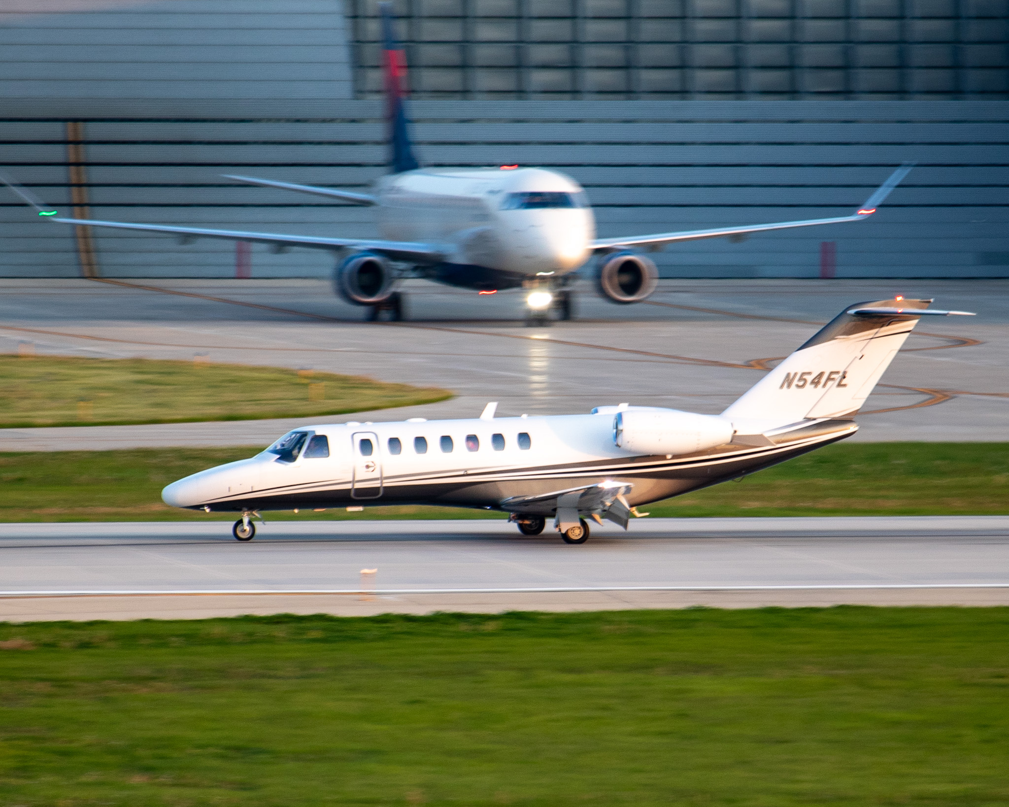 Full size: Private Cessna Citation Latitude N54FL at General Mitchell International Airport