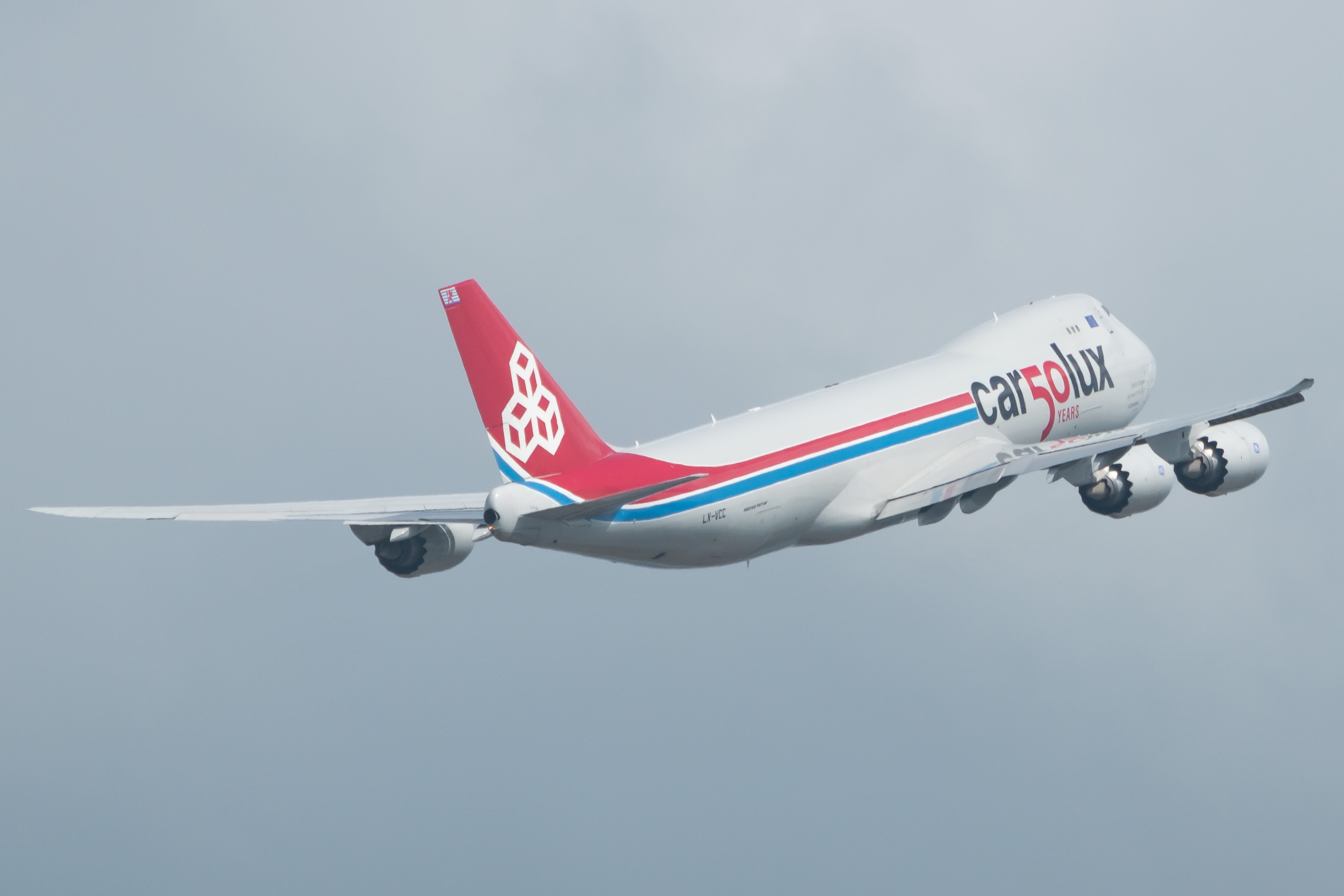 Full size: CargoLux Boeing 747-8F LX-VCC at Singapore-Changi Airport