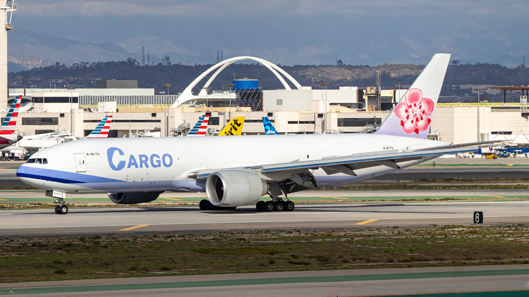 Full size: China Airlines Cargo Boeing 777-F B-18773 at Los Angeles International Airport