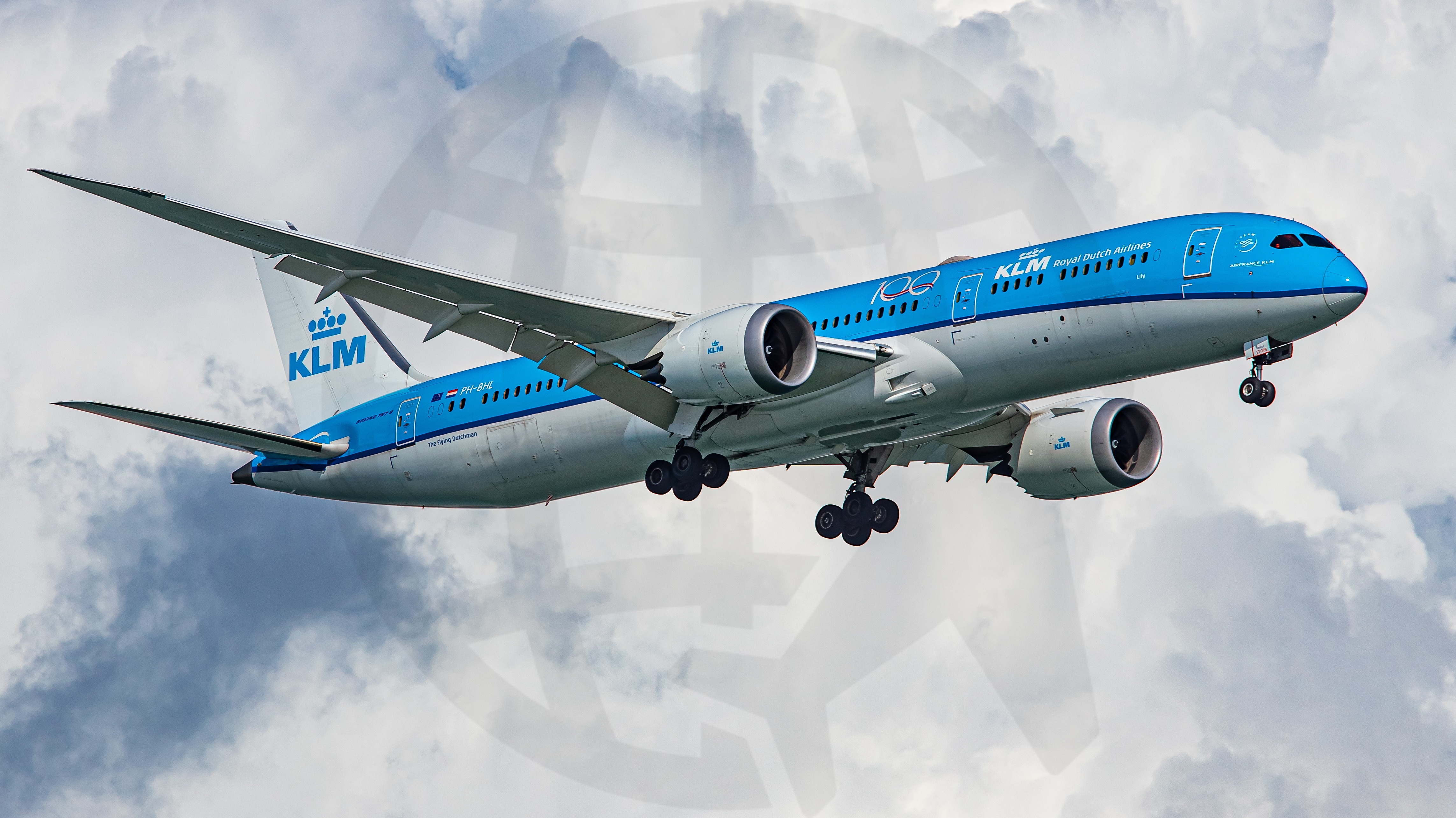 Full size: KLM Boeing 787-9 PH-BHL at Singapore-Changi Airport